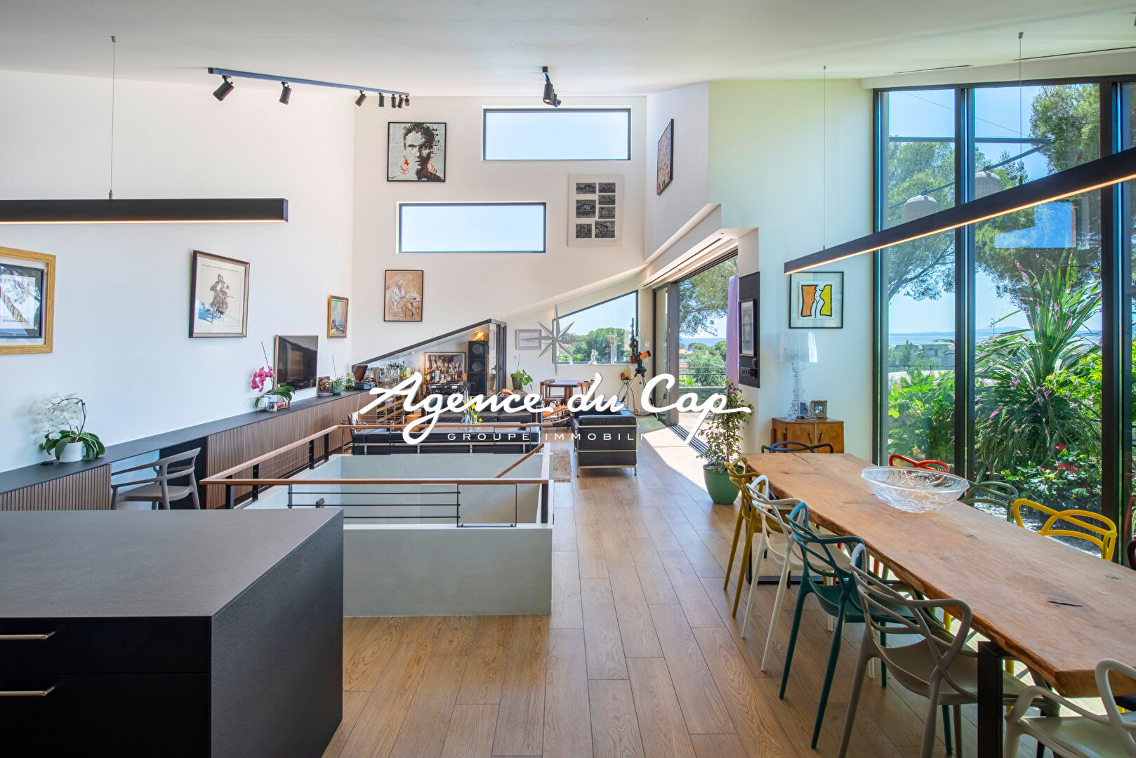 Photo SAINT RAPHAEL SANTA LUCIA VILLA CONTEMPORAINE 8 PIECES VUE MER image 3/6