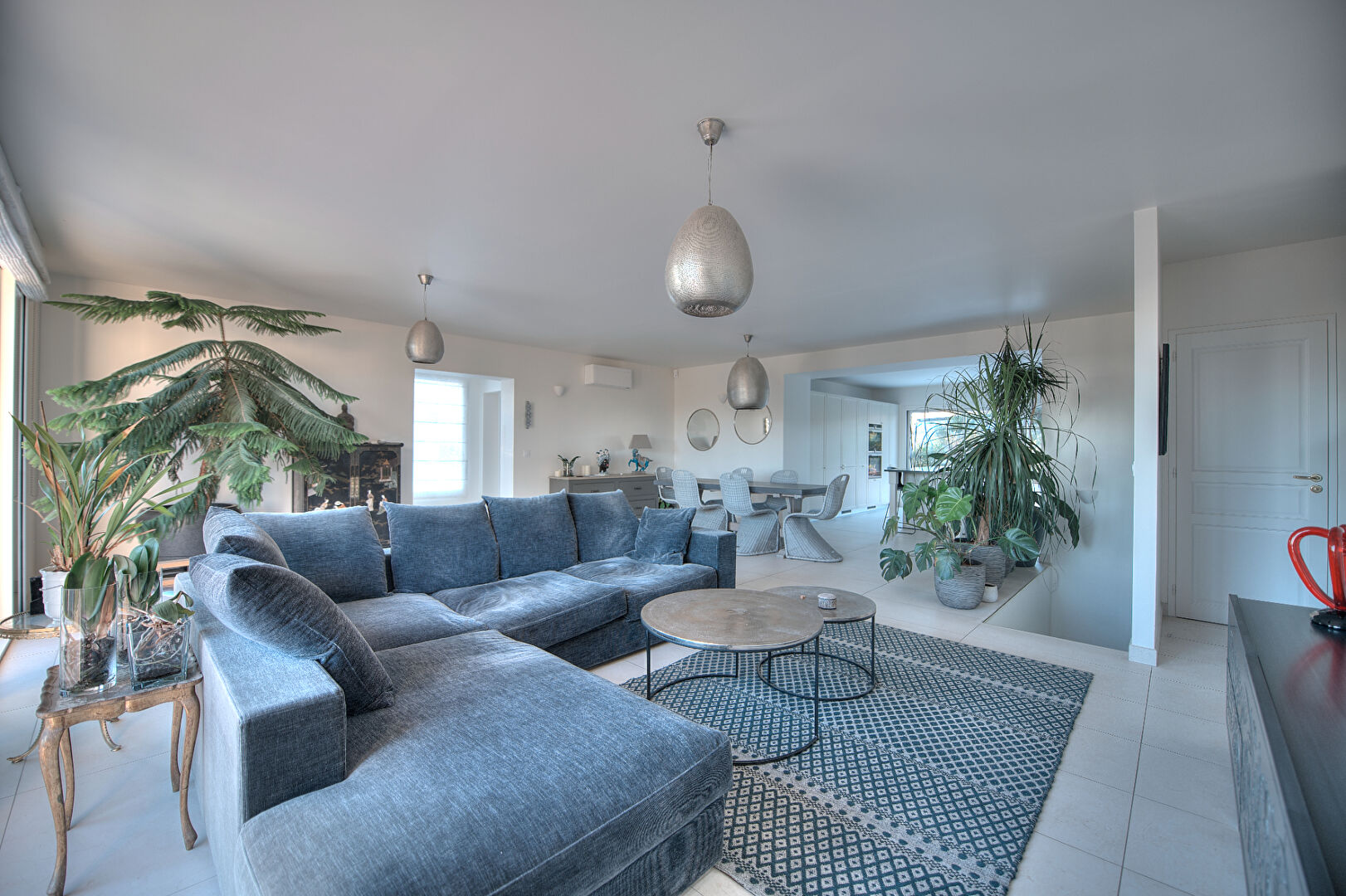 Photo VILLA VUE MER 8 PIÉCES 4 SUITES PISCINE CHAUFFEE GARAGE ET 2 PIECES INDEPENDANT A SAINT RAPHAEL BOULOURIS image 3/6