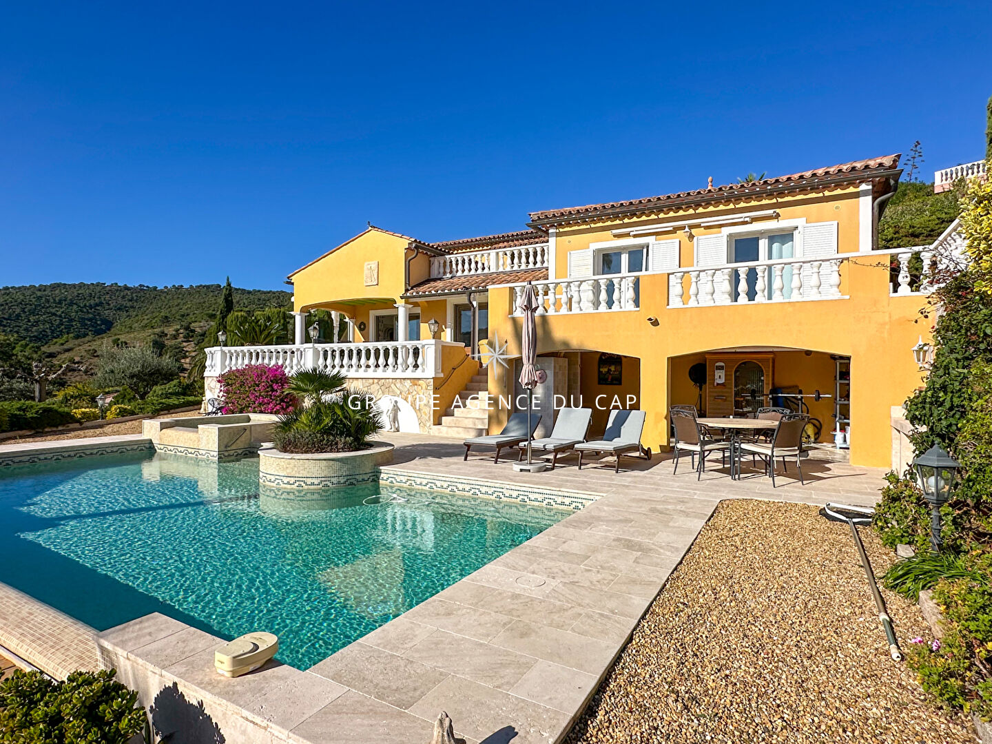 Photo VILLA VUE MER 177M² 7 PIECES AVEC 4 CHAMBRES, PISCINE GARAGE ET CAR PORT,  AUX ISSAMBRES image 3/6