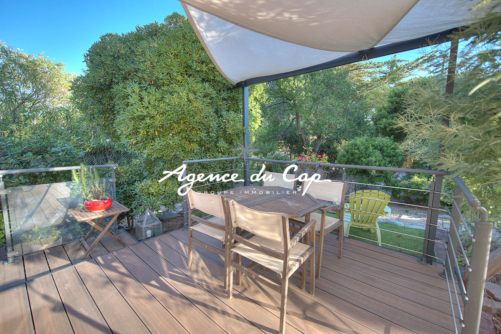 Photo SAINT RAPHAEL, APPARTEMENT 4/5 PIECES RDJ 104 m2 + 64 m2, 2/ 3 CHAMBRE, GRAND EXTERIEUR. image 5/6