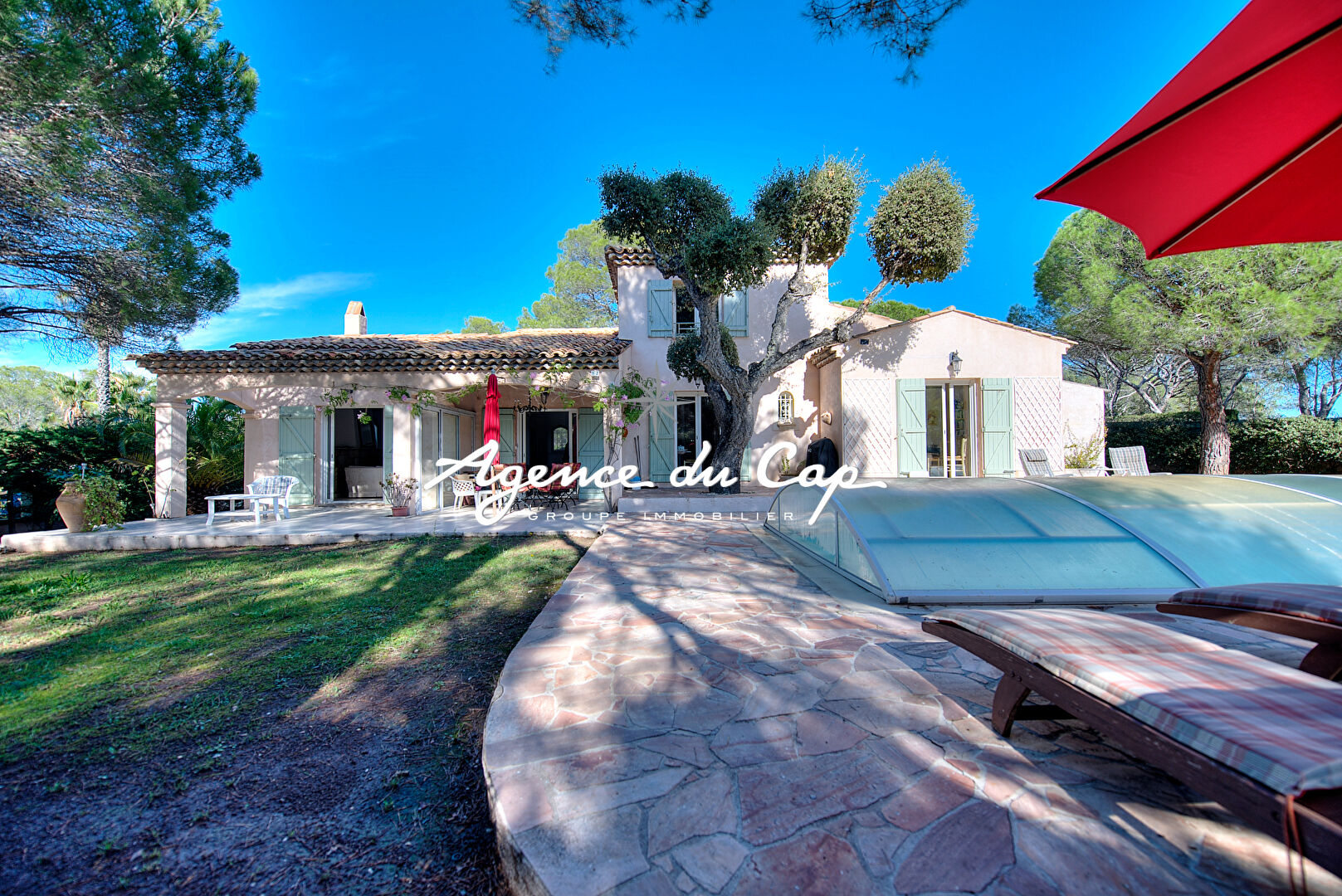 VALESCURE VILLA SAINT RAPHAEL5 PIECES 133 m2 AVEC PISCINE