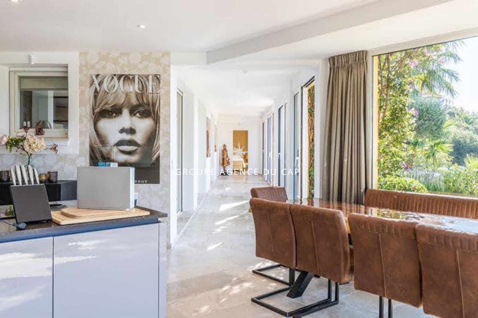 Photo VILLA PROVENÇALE DE 250M² 6 PIÈCES AVEC VUE MER, SAUNA ET PISCINE, À SAINTE-MAXIME image 6/6