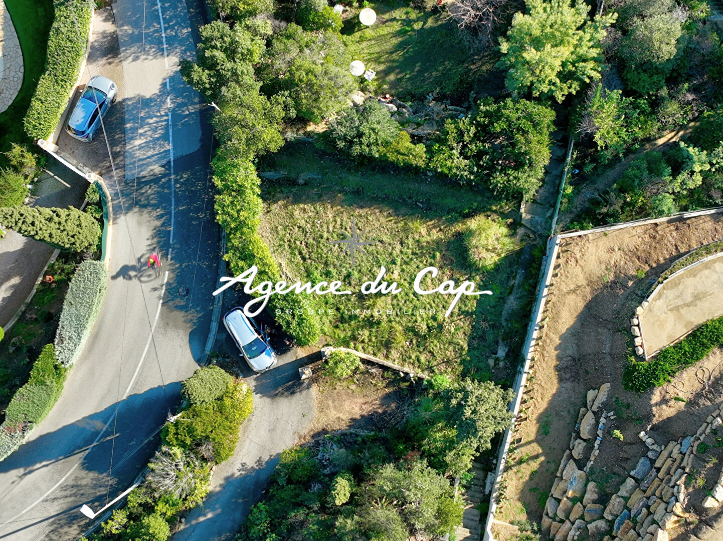 Photo TERRAIN CONSTRUCTIBLE DE 688M² PROCHE MER AUX ISSAMBRES image 1/4