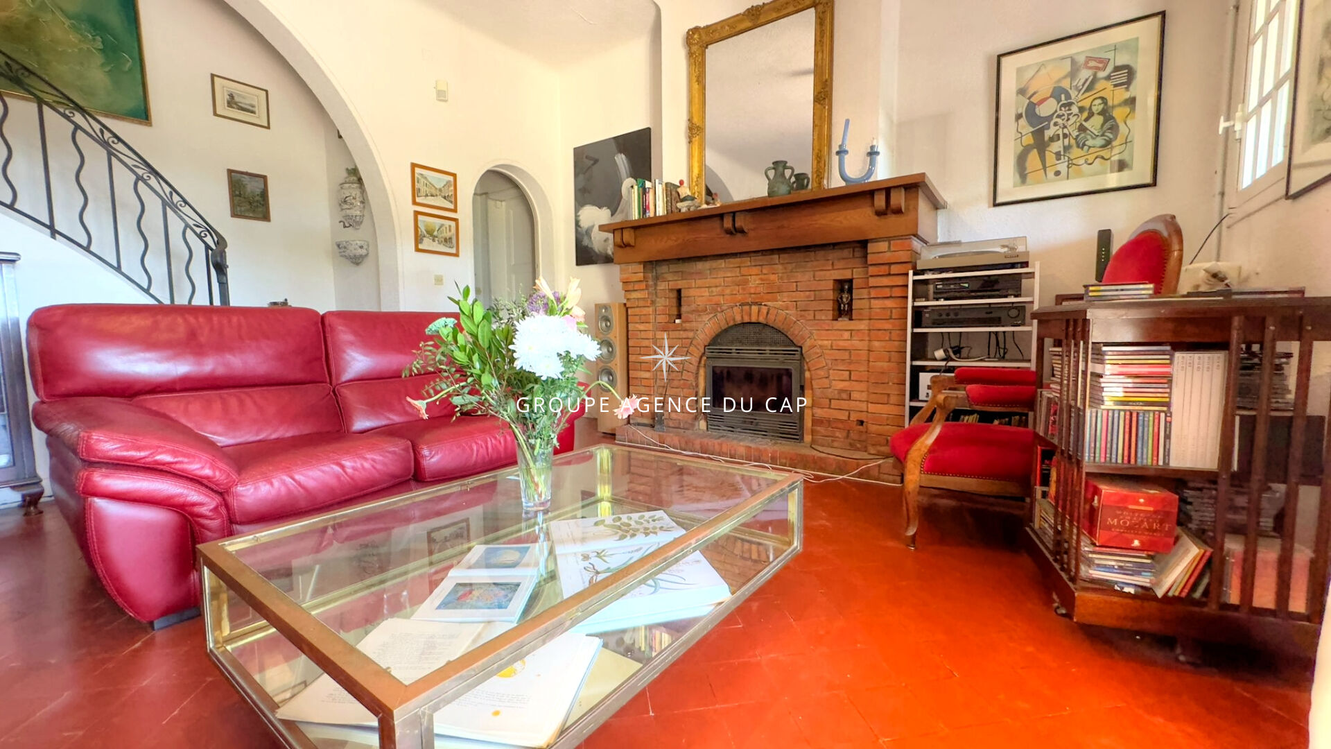 Photo VILLA DE MAÎTRE 220M² AVEC 5 CHAMBRES PISCINE, PROCHE DES PLAGES DE SAINTE MAXIME image 5/6