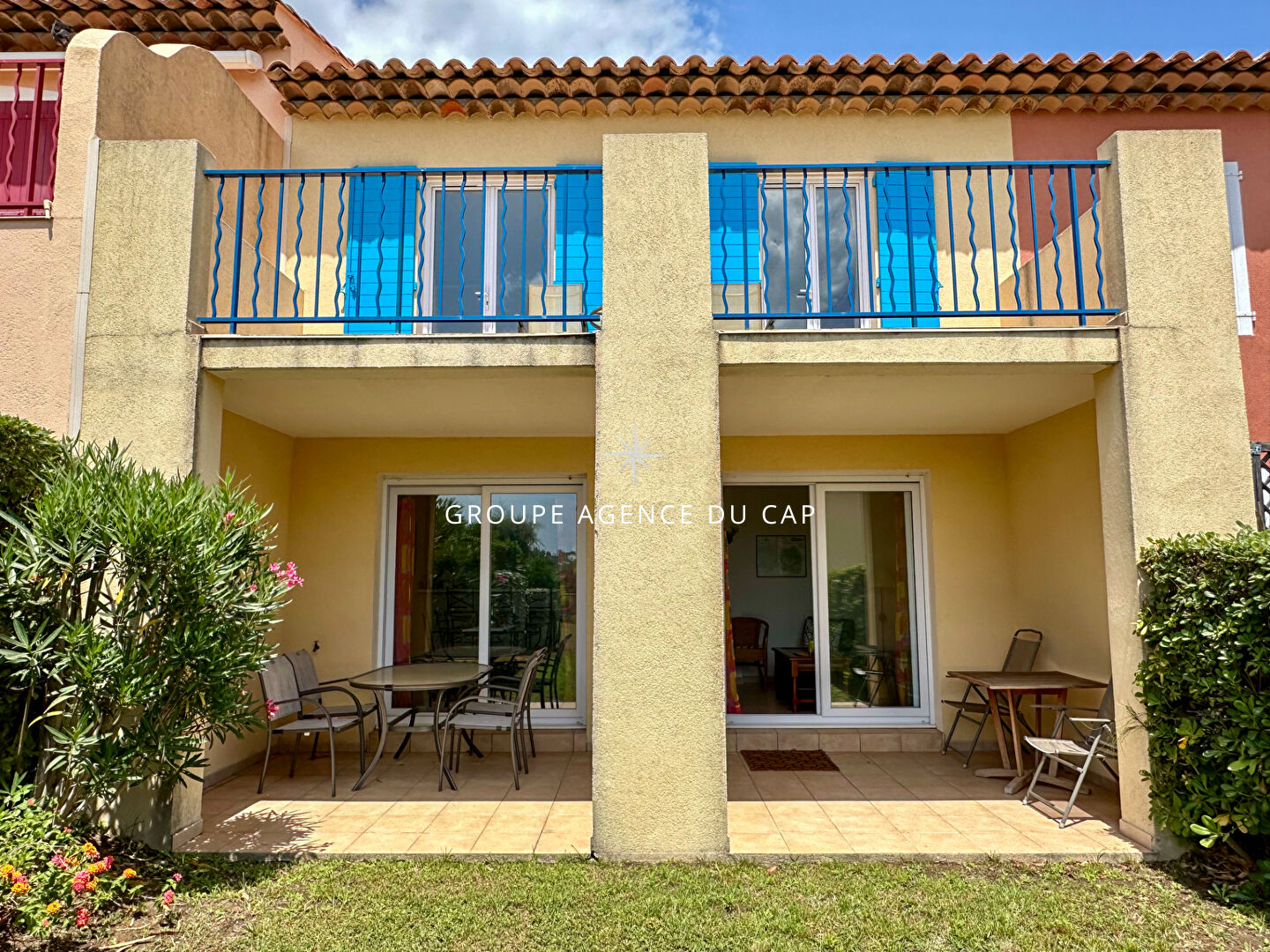À VENDRE APPARTEMENT 58M² 3 PIECES SITUÉ DANS UNE RÉSIDENCE FERMÉE AVEC PISCINE, AUX ISSAMBRES