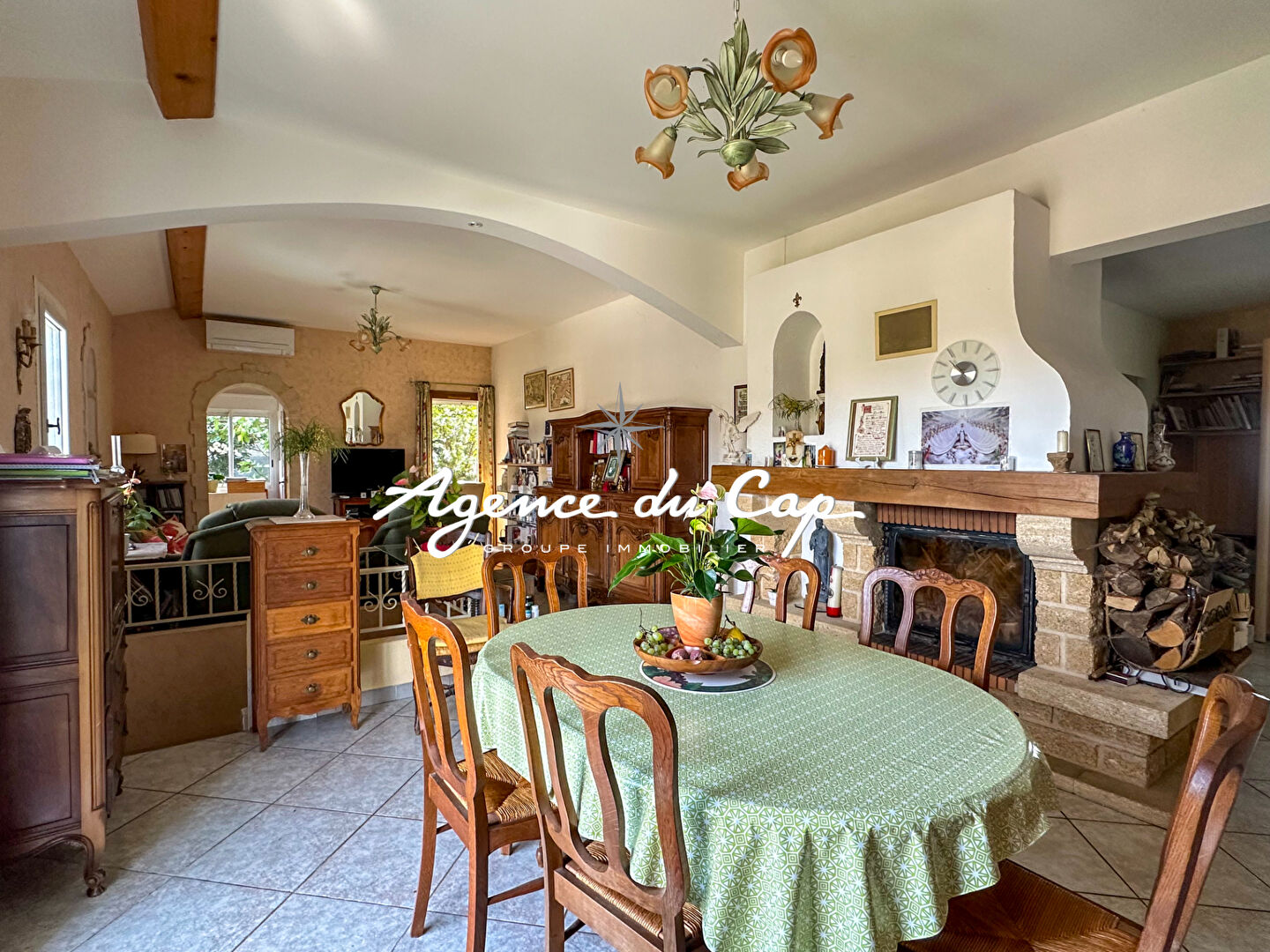 Photo À VENDRE VILLA 7 PIECES AVEC 5 CHAMBRES 3 BELLES TERRASSES AVEC PISCINE ET VUE DEGAGÉE, SITUÉ AUX ISSAMBRES image 6/6