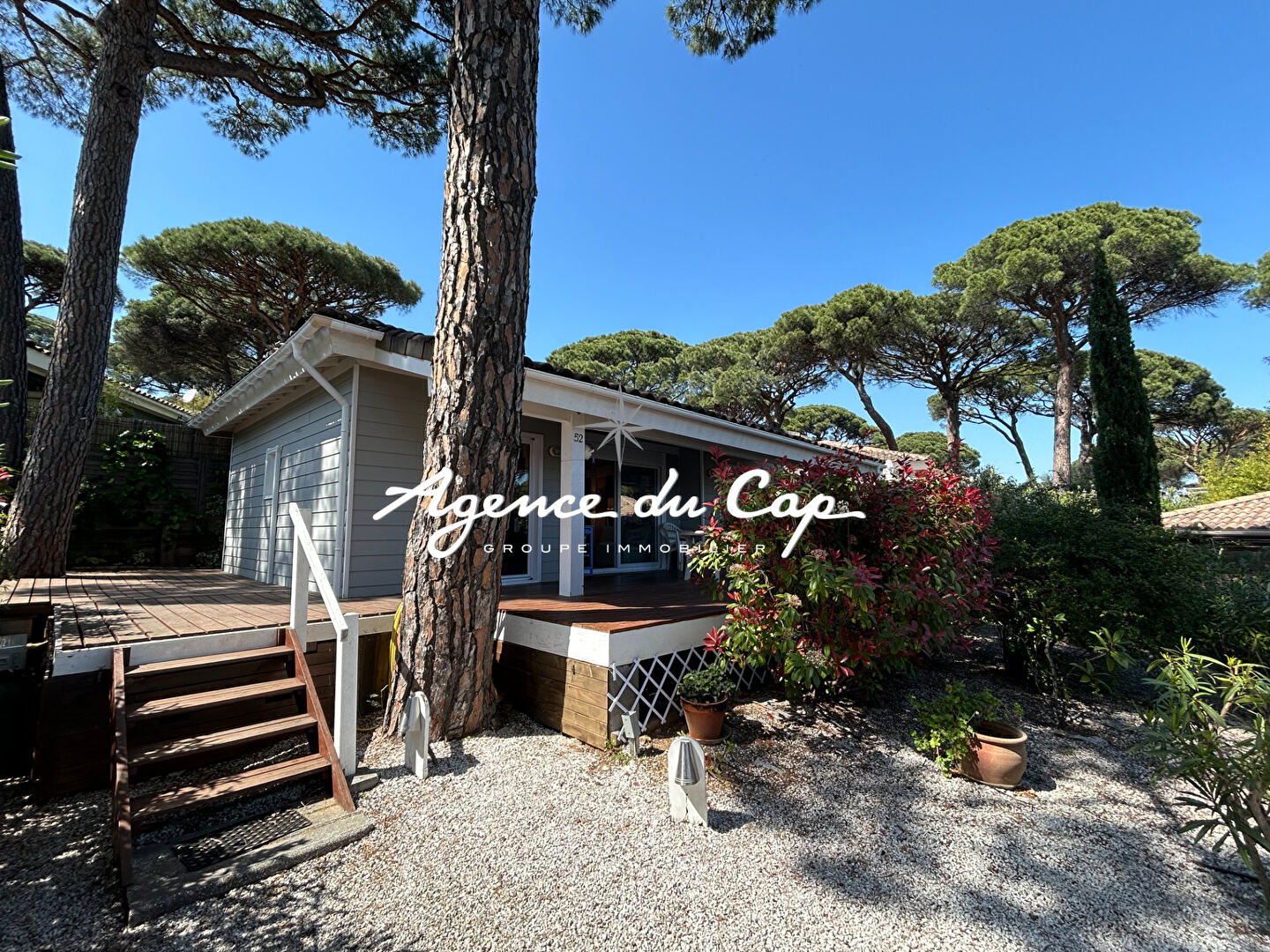 Photo À VENDRE CHALET DE 55 M² AVEC 3 CHAMBRES, SITUÉ DANS UN DOMAINE PRIVÉ AVEC PISCINE À PROXIMITÉ DU PORT ET DES PLAGES DE GRIMAUD, À GASSIN image 2/6