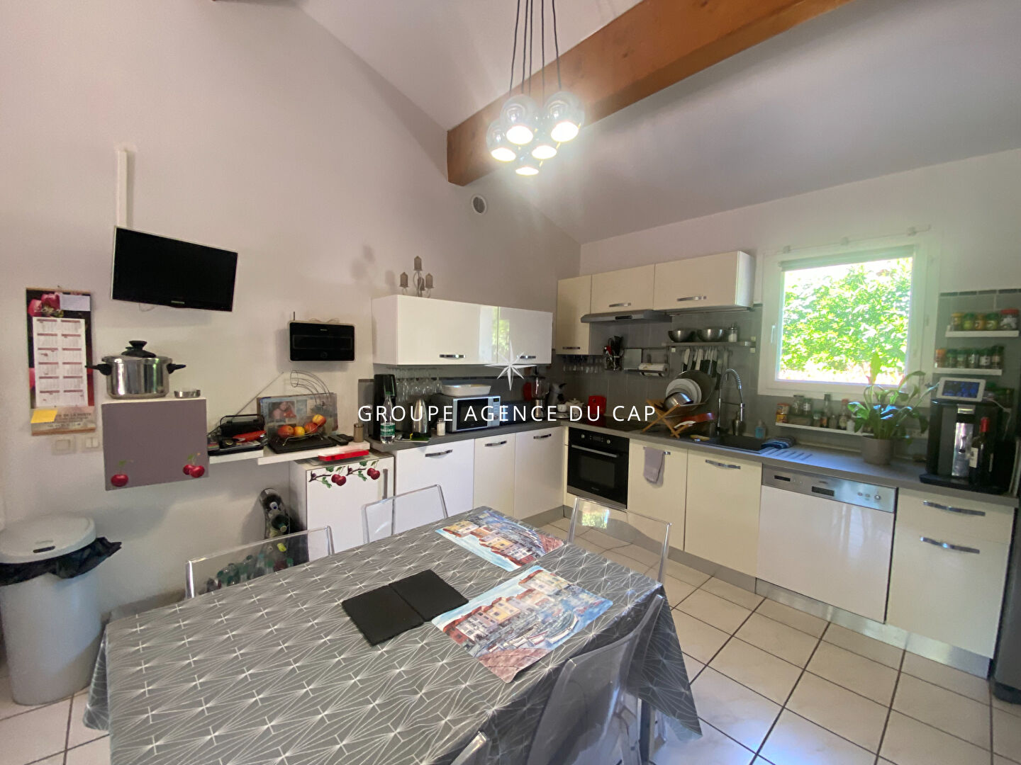 Photo VILLA APPARTEMENT DE 50M² DE PLAIN PIED SITUÉ DANS UNE RÉSIDENCE SÉCURISÉE AVEC PISCINE, PROCHE DES GOLFS À ROQUEBRUNE SUR ARGENS image 5/6