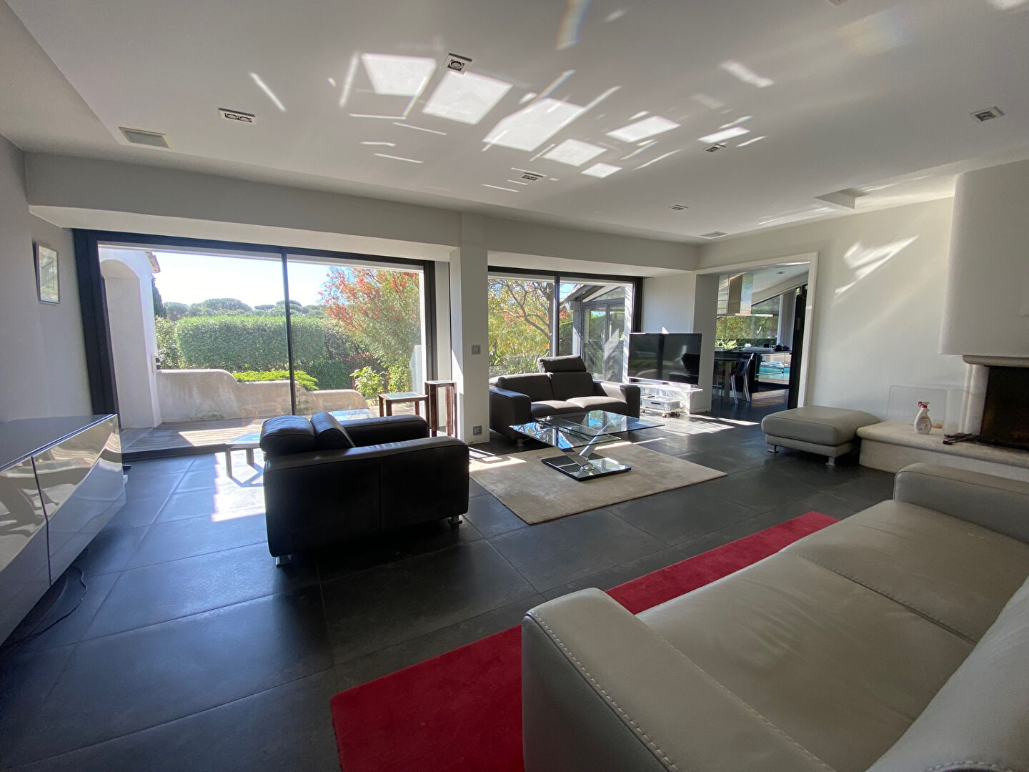 Photo VILLA DE CARACTERE PISCINE POOL HOUSE AU CALME  SAINT RAPHAEL VALESCURE image 3/6