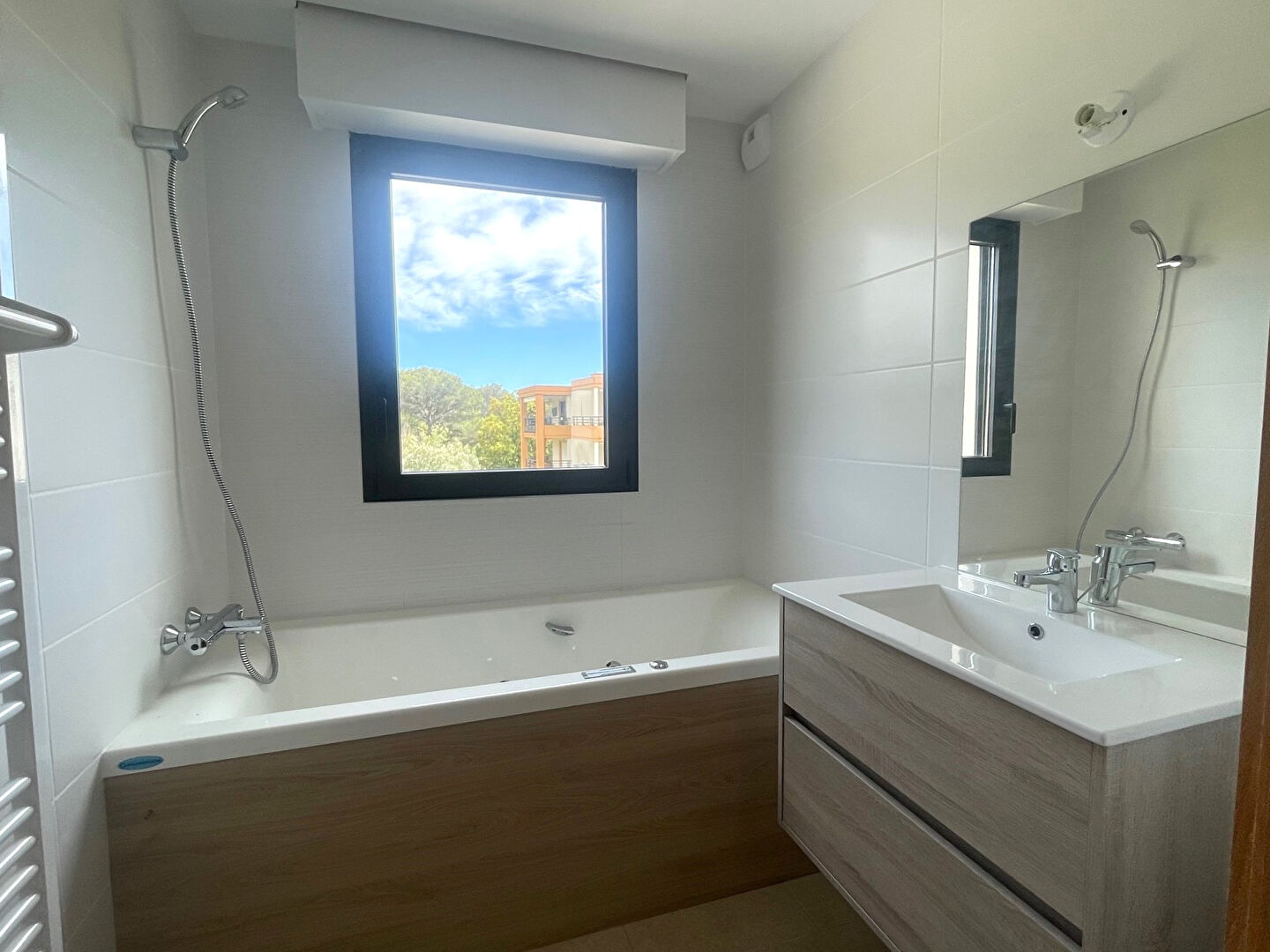 Photo SAINT RAPHAEL APPARTEMENT 4 Pièces image 5/6