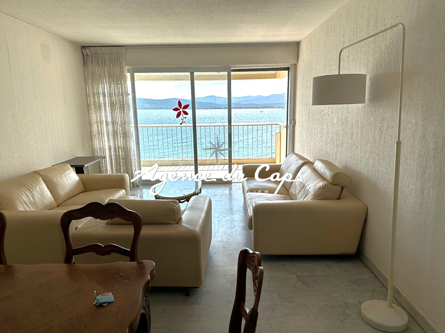 Photo APPARTEMENT VUE MER PANORAMIQUE 3 PIECES FACE MER TERRASSE PARKING  ET CAVE A SAINT RAPHAEL image 6/6