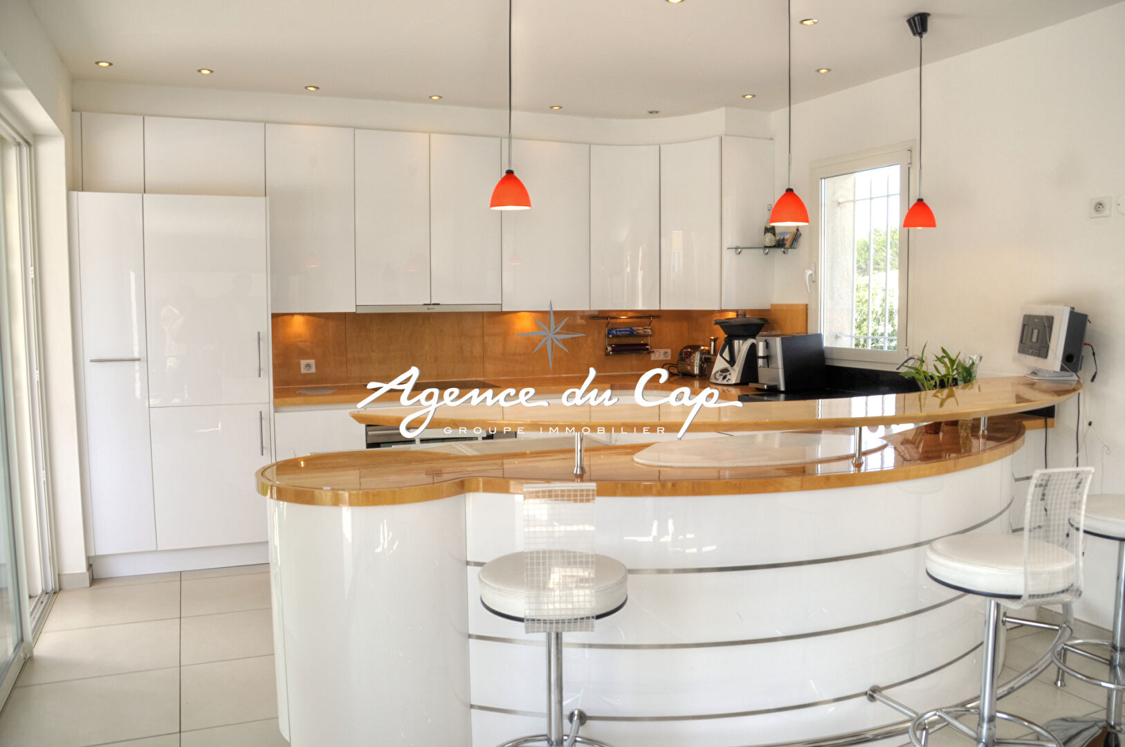 Photo VILLA ST RAPHAEL , 5 PIECES, 180 m2+ ANNEXES, MER ET GOLF image 5/6