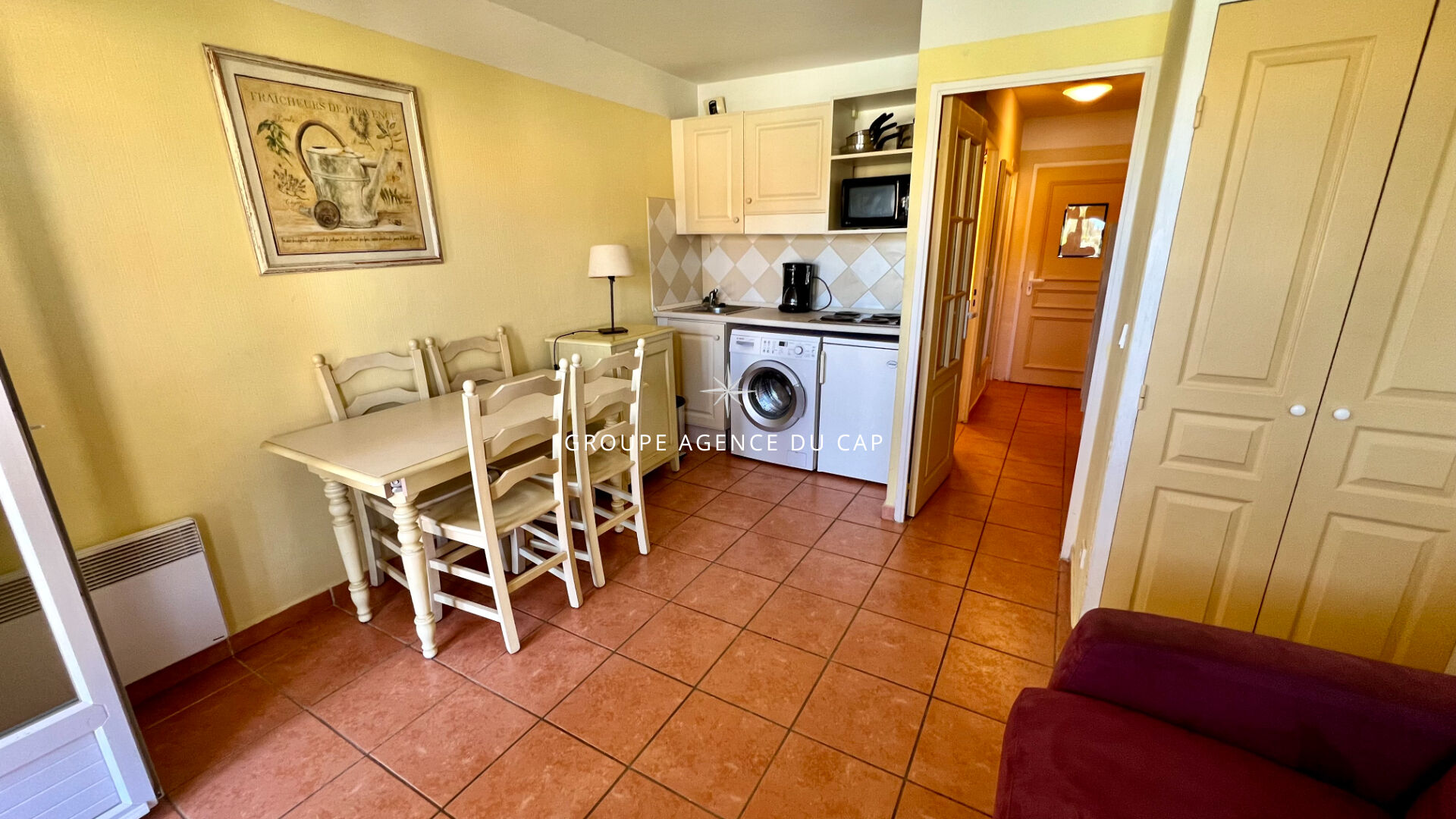 Photo À VENDRE APPARTEMENT STUDIO DE 23M² DANS UNE RÉSIDENCE SÉCURISÉE AVEC PISCINE, AUX ISSAMBRES image 2/6