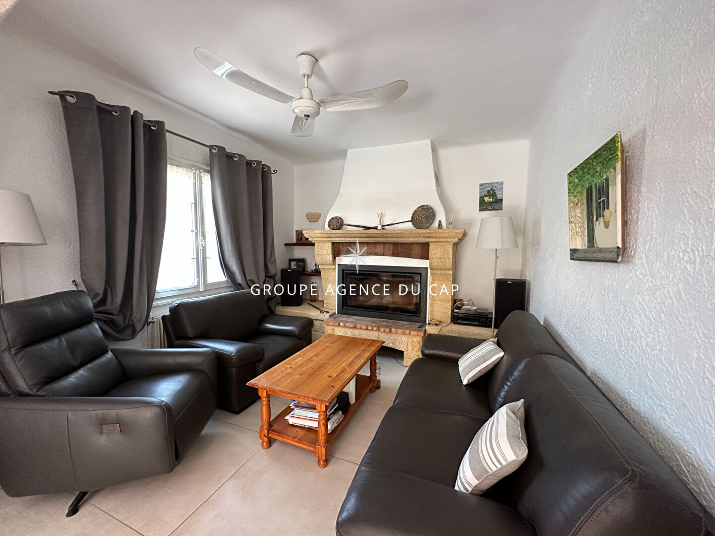 Photo À VENDRE VILLA DE 150M² VUE MER AVEC 4 CHAMBRES, SITUÉE AU CALME DANS LE SECTEUR DE SAINT AYGULF image 6/6