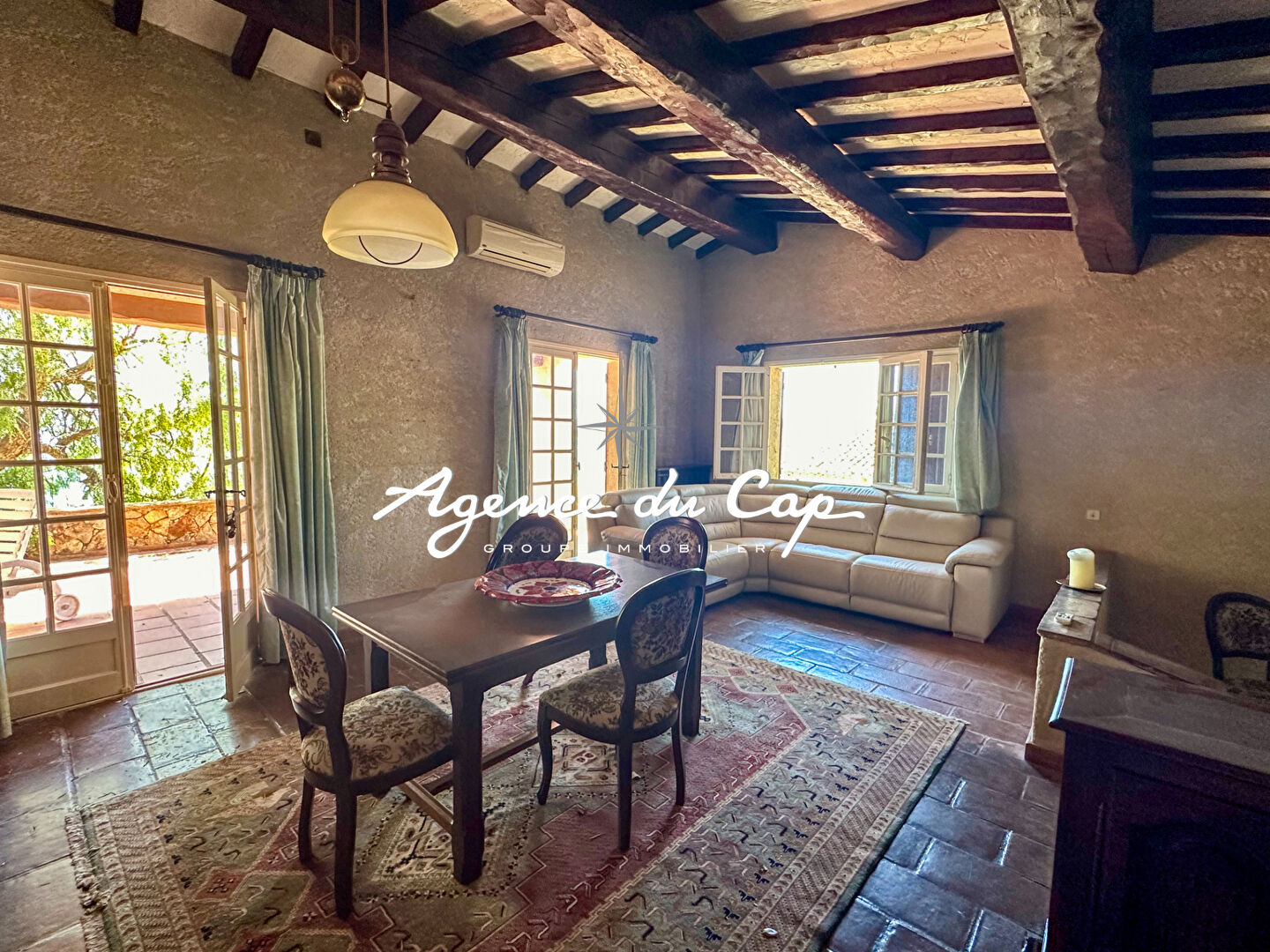 Photo PROPRIÉTÉ À VENDRE AVEC VUE MER PANORAMIQUE SUR LE GOLFE DE SAINT-TROPEZ, AUX ISSAMBRES image 4/6