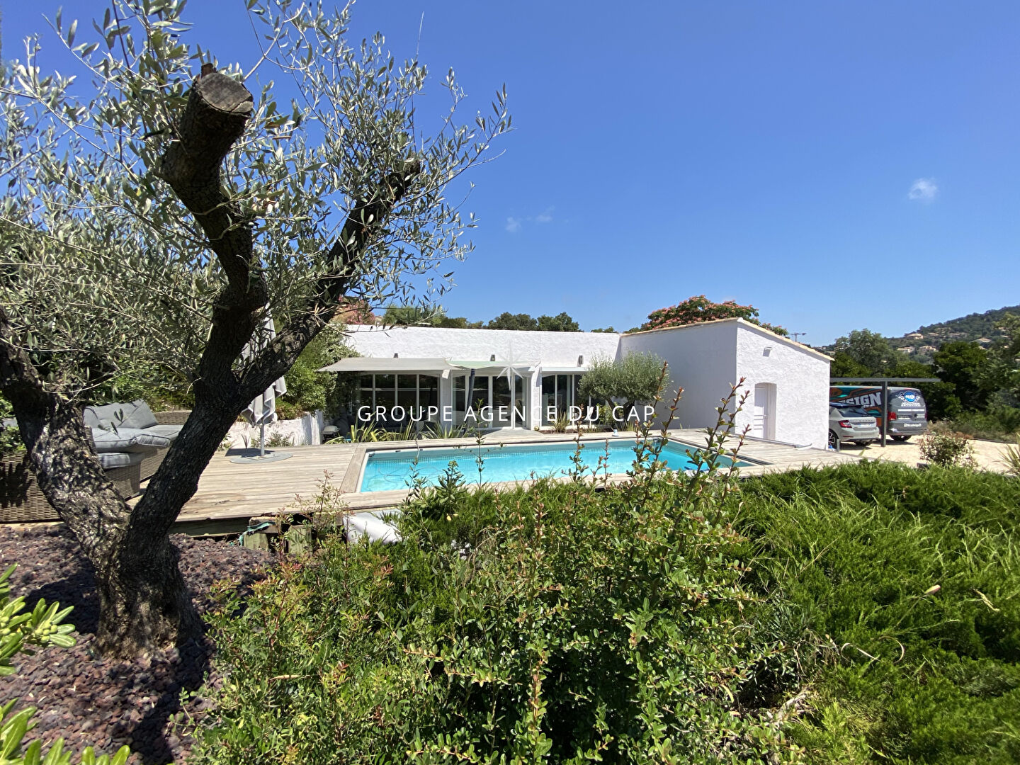 Photo A VENDRE VILLA 5 PIECES VUE MER AVEC GRAND TERRAIN ET TENNIS PRIVE image 2/6