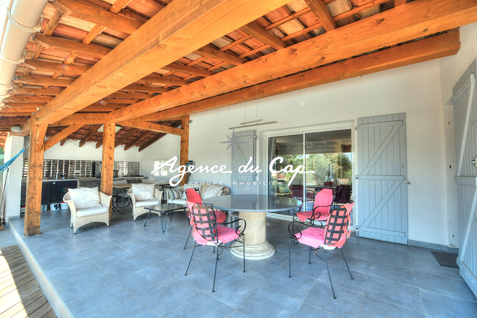 Photo VILLA 5 PIECES 3 CHAMBRES GARAGE PISCINE ROQUEBRUNE SUR ARGENS image 5/6