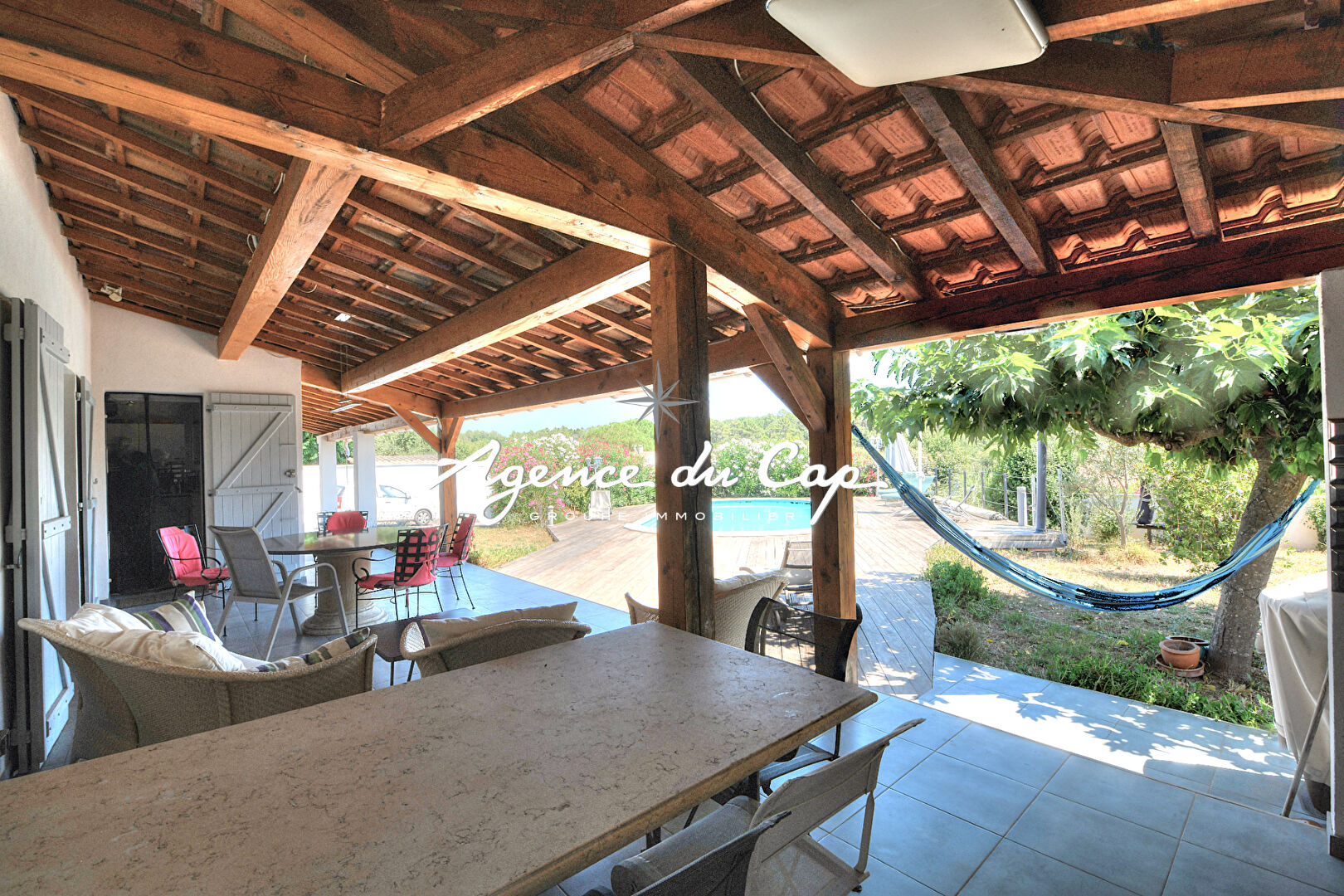 Photo VILLA 5 PIECES 3 CHAMBRES GARAGE PISCINE ROQUEBRUNE SUR ARGENS image 6/6