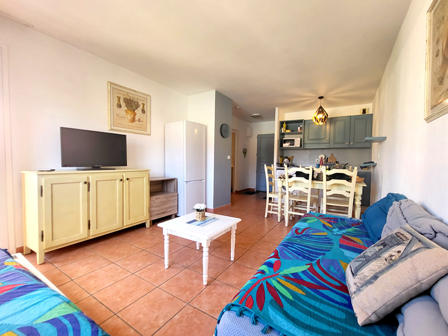 Photo À VENDRE APPARTEMENT 2 PIECES DE 36M² DANS UNE RÉSIDENCE SÉCURISÉE AVEC PISCINE, AUX ISSAMBRES image 6/6