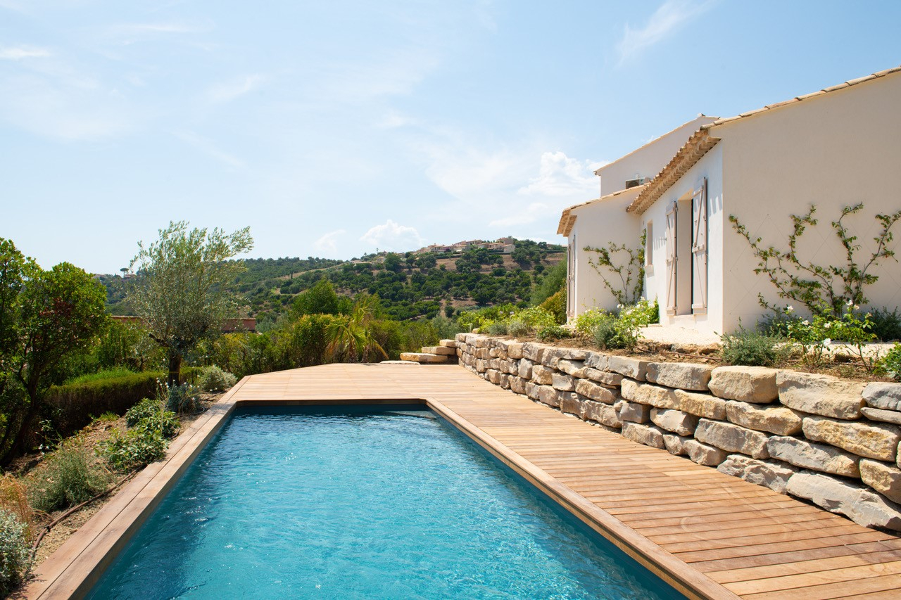 Photo VILLA RENOVEE A VENDRE 4 CHAMBRES EN SUITE VUE MER GOLFE PISCINE PARKINGS image 3/6