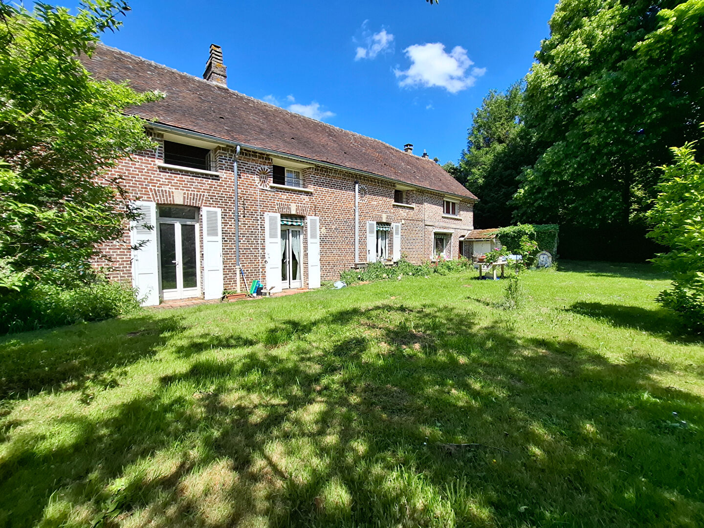Agence immobilière de ARTHUR WINLEY IMMOBILIER - AW IMMOBILIER Sainte-Geneviève