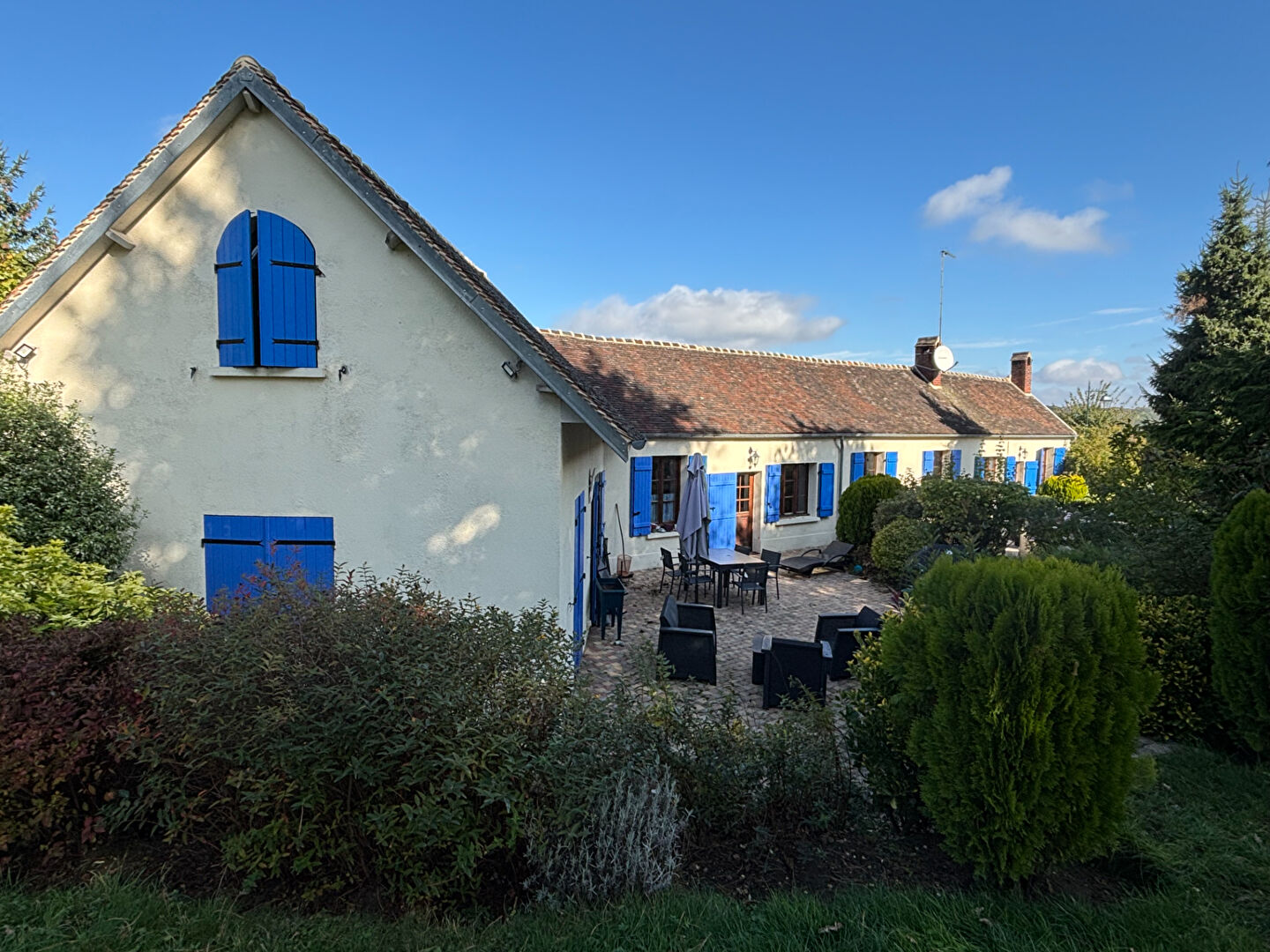 Agence immobilière de ARTHUR WINLEY IMMOBILIER - AW IMMOBILIER Sainte-Geneviève