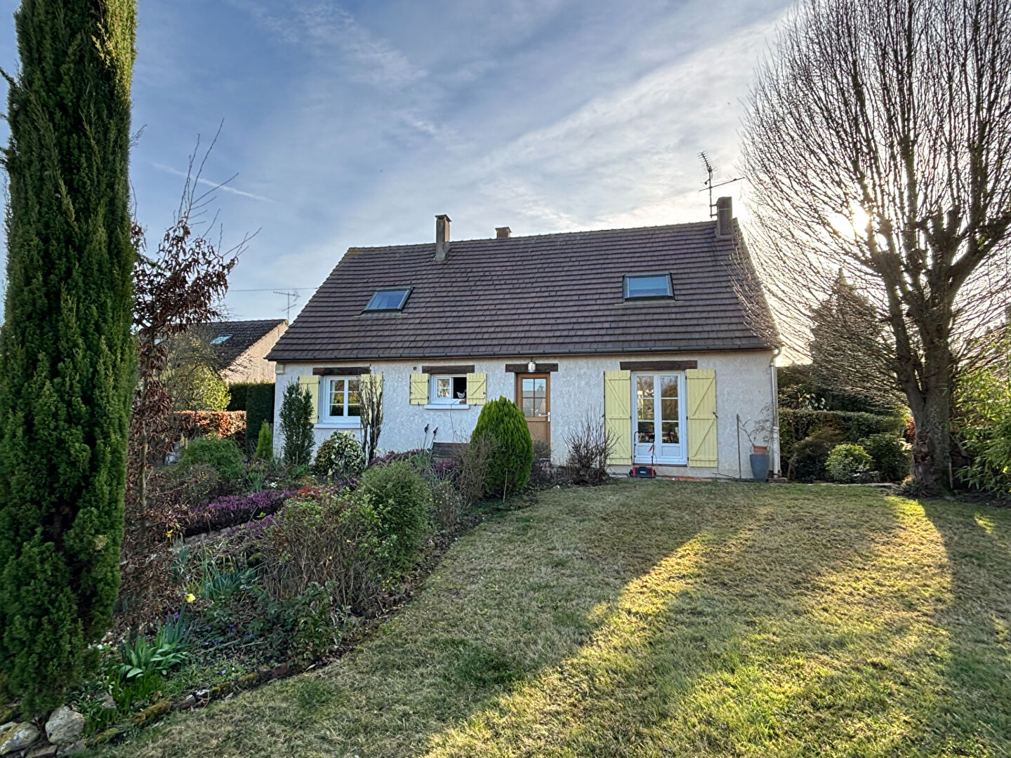 Agence immobilière de ARTHUR WINLEY IMMOBILIER - AW IMMOBILIER Sainte-Geneviève