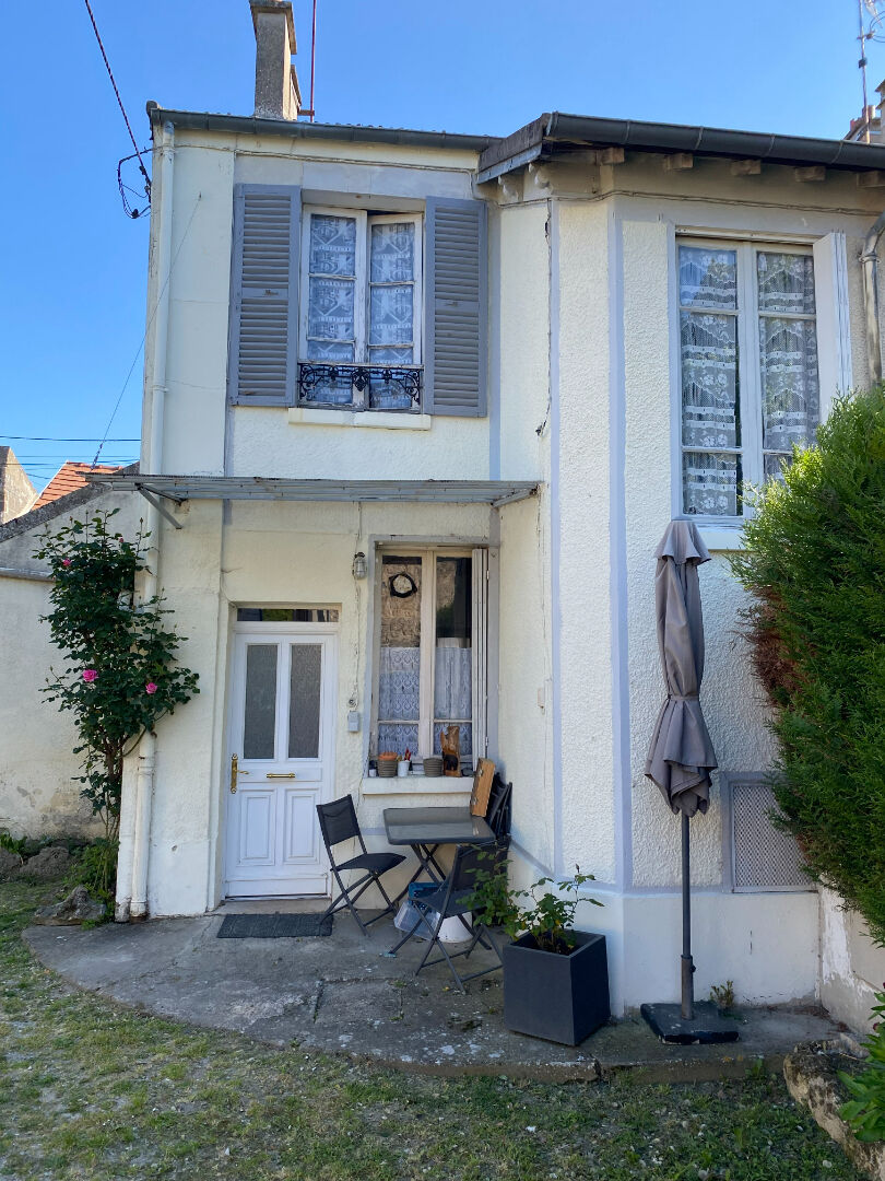 Maison bien située