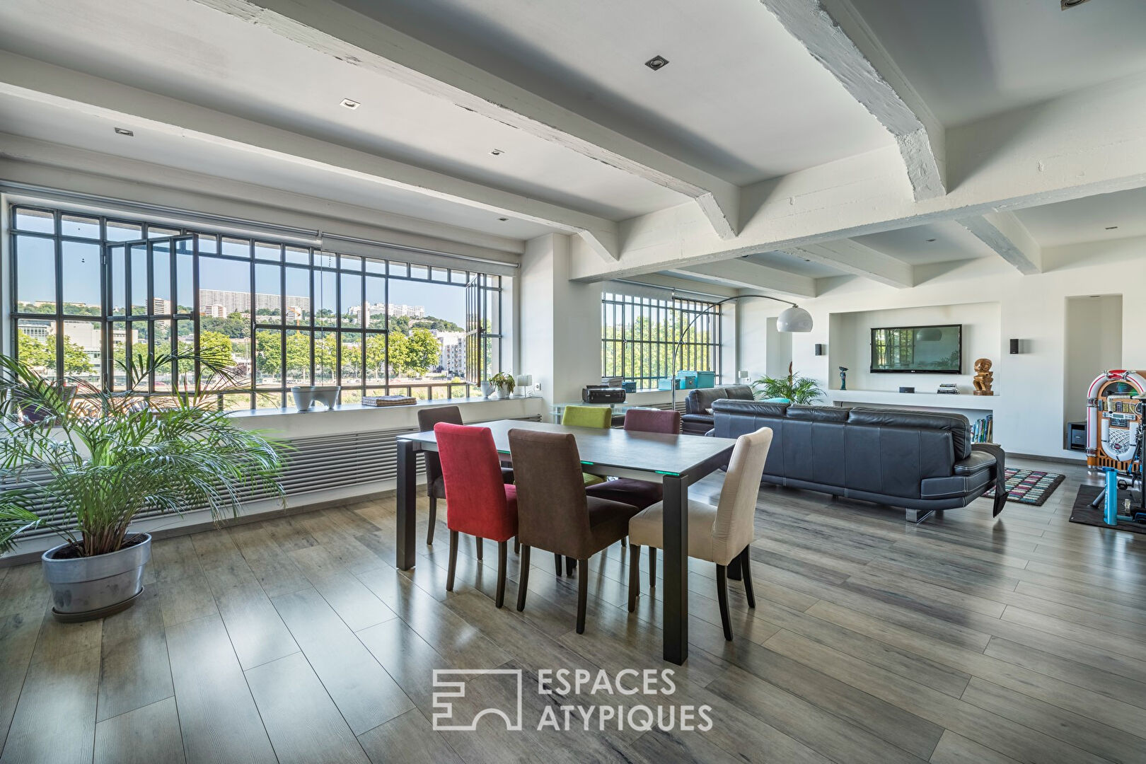 Agence immobilière de ESPACES ATYPIQUES LYON