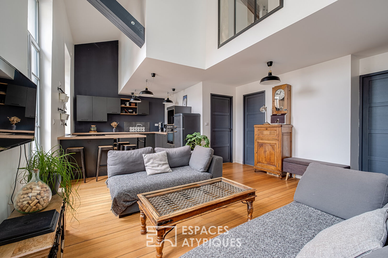 Photo Appartement ancien avec terrasse dans une ancienne école image 5/6