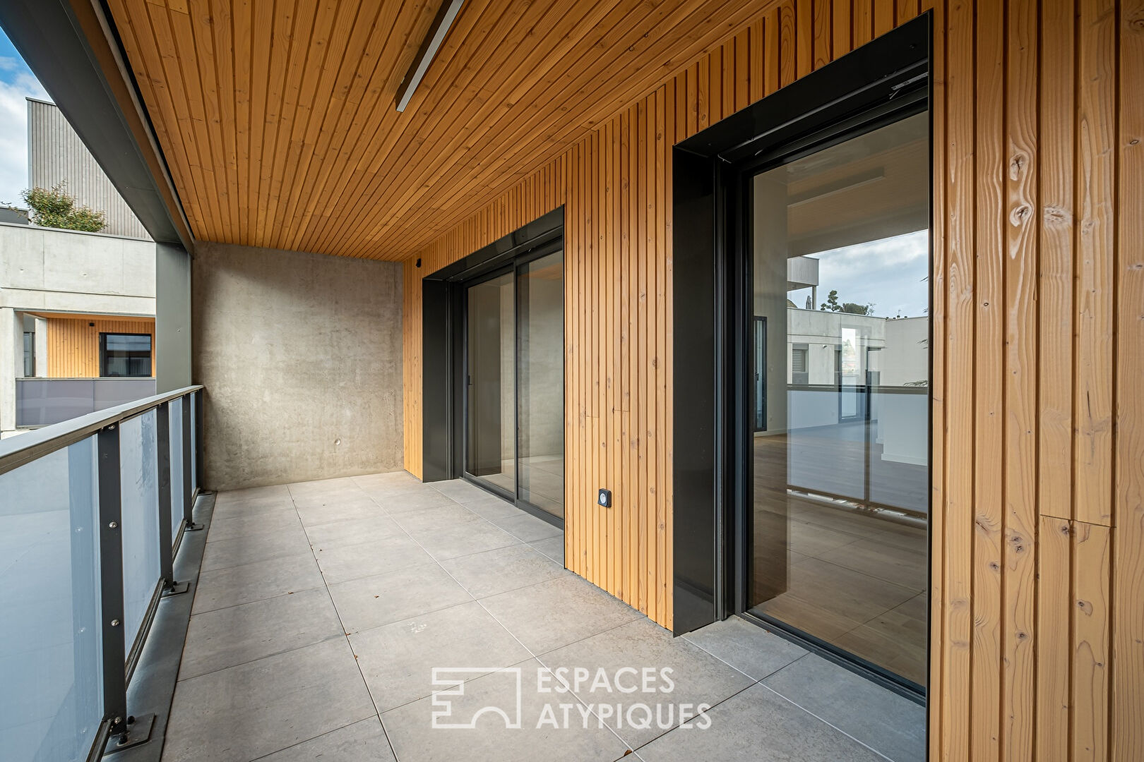 Photo Appartement récent avec loggia image 2/6