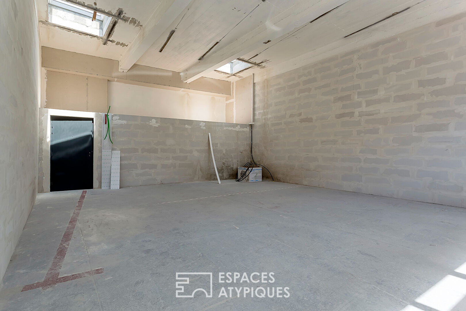 Photo Loft à rénover proche Saxe image 2/4