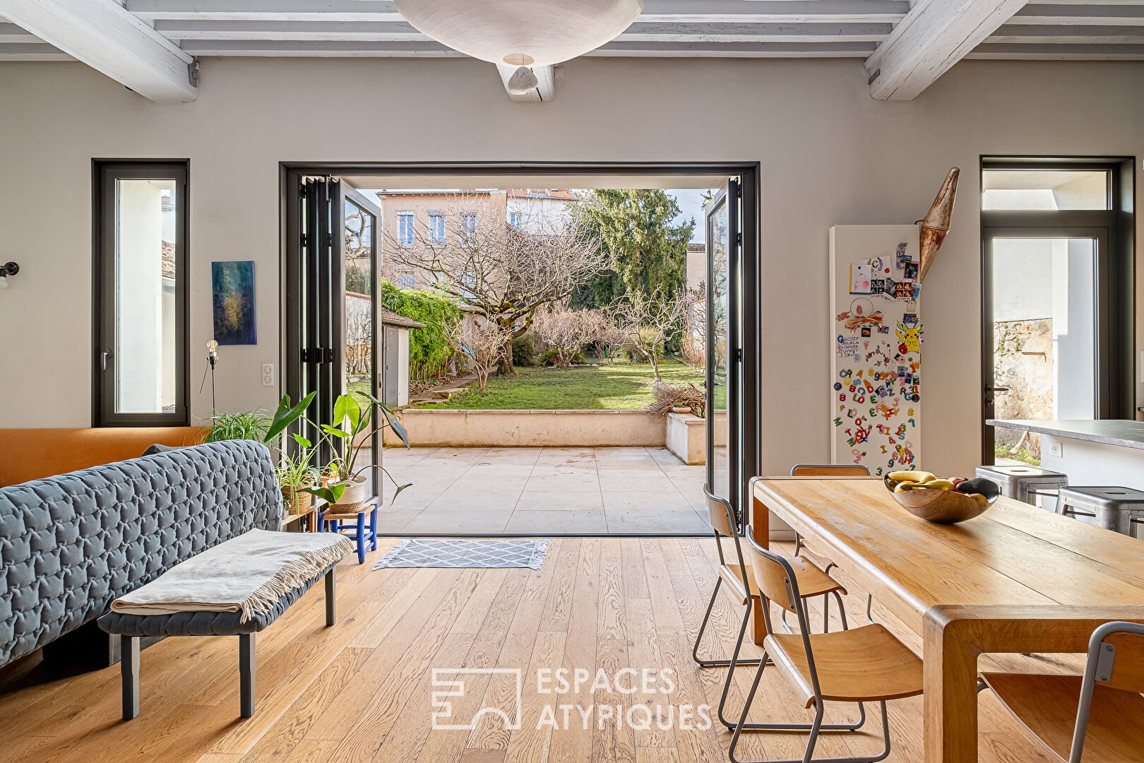 Appartement ancien rénové avec jardin en plein coeur de Saint-Just