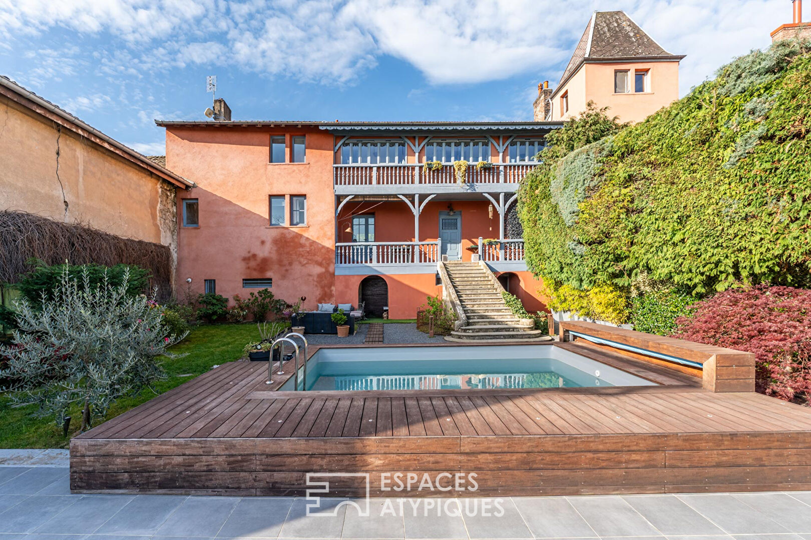 Agence immobilière de ESPACES ATYPIQUES LYON - ESPACES ATYPIQUES Villefranche