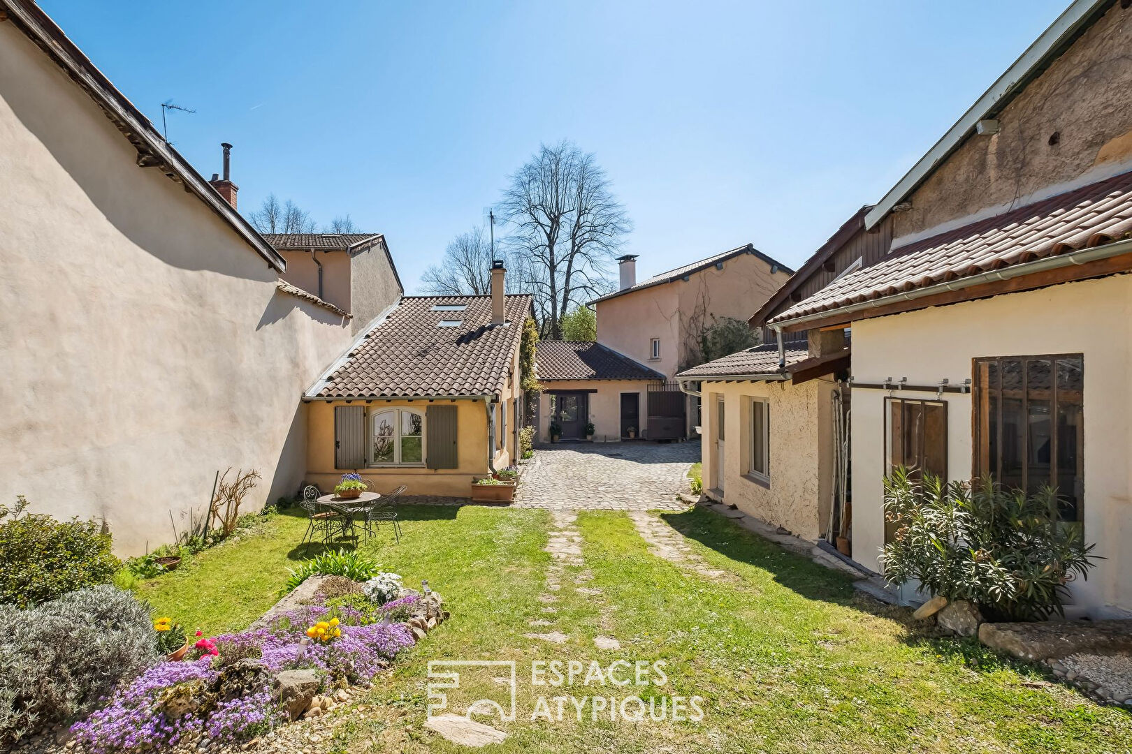Photo Maison de hameau, proche du centre d'Ecully image 3/6