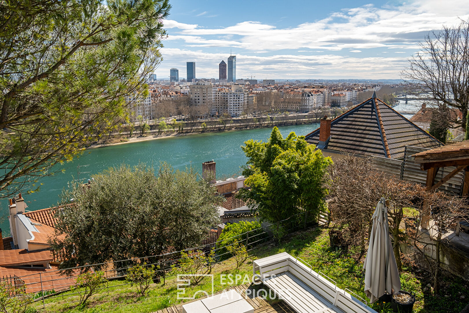 Photo Duplex avec jardin et vue imprenable sur le Rhône image 4/6