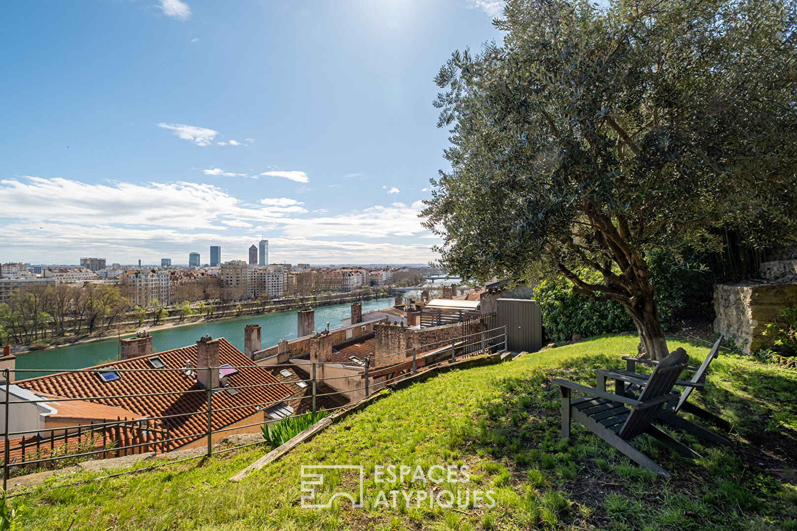 Photo Duplex avec jardin et vue imprenable sur le Rhône image 5/6