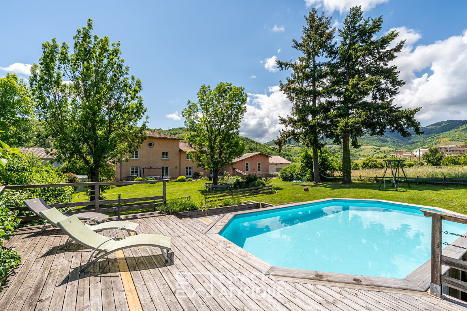 Agence immobilière de ESPACES ATYPIQUES LYON - ESPACES ATYPIQUES Villefranche