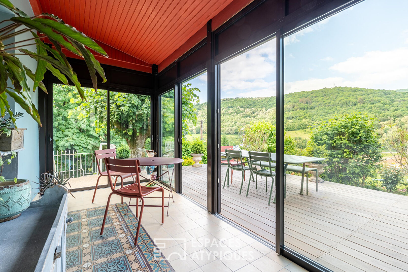 Agence immobilière de ESPACES ATYPIQUES LYON - ESPACES ATYPIQUES Villefranche