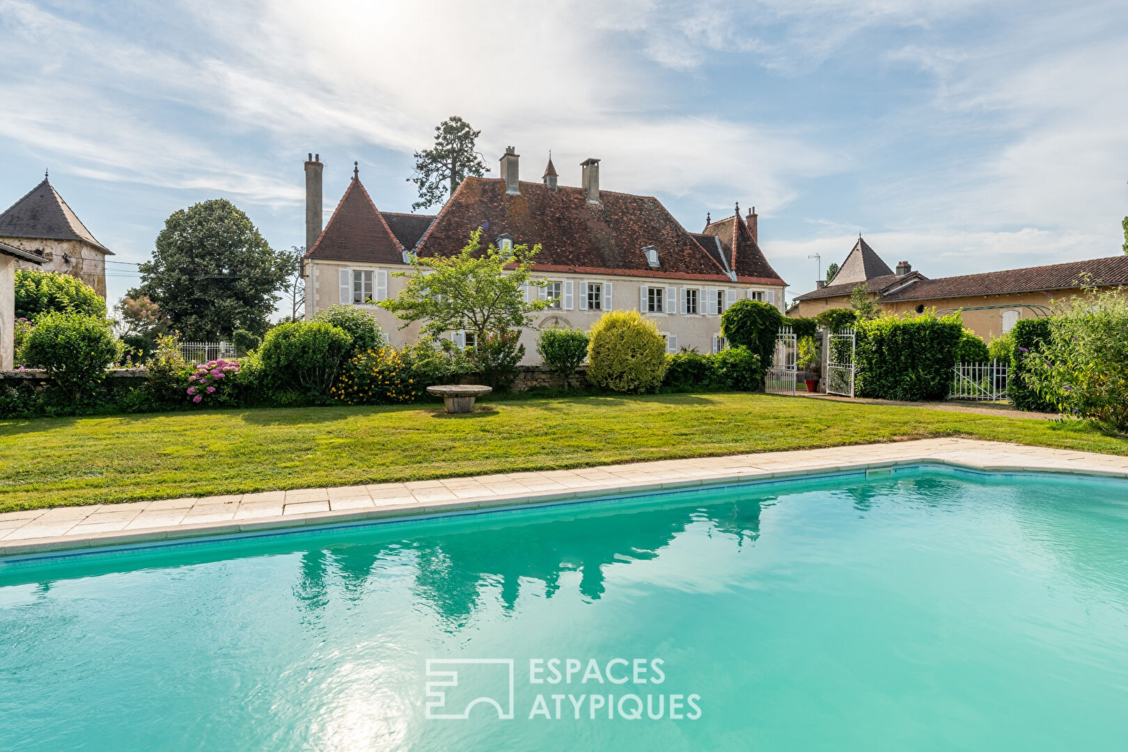 Chateau d'exception au coeur de Bourg en Bresse