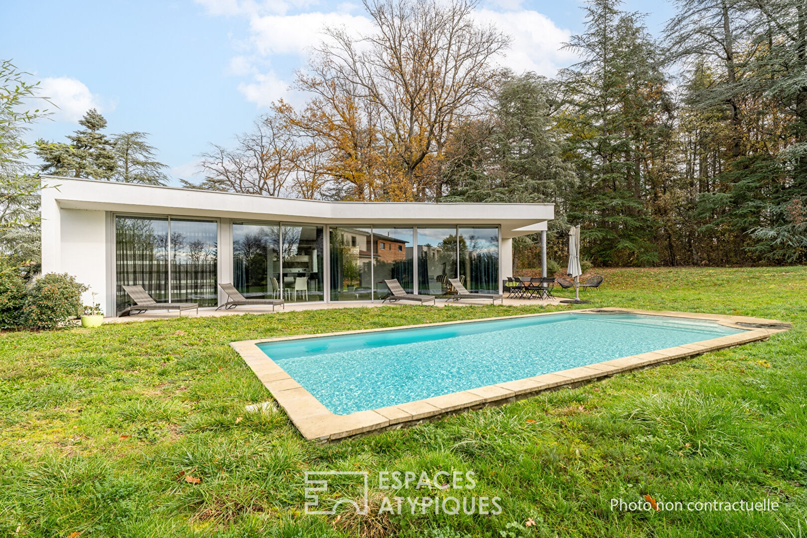 Maison d'architecte avec piscine