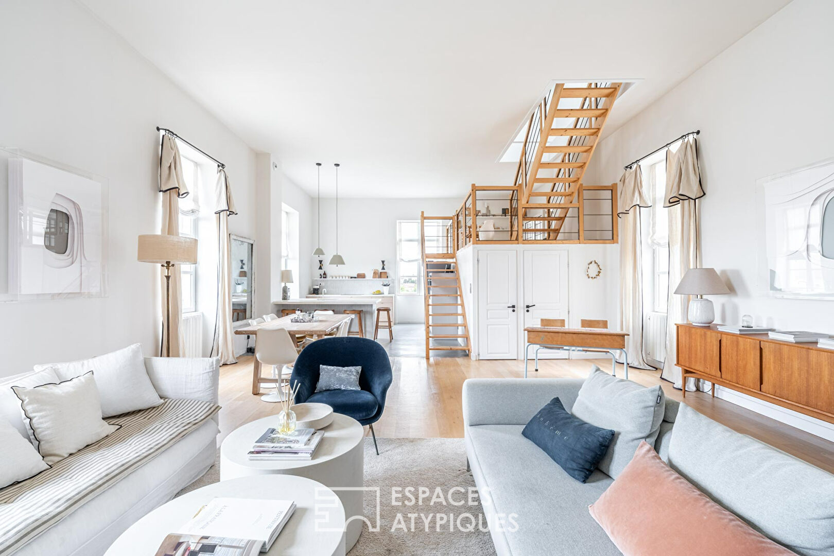 Agence immobilière de ESPACES ATYPIQUES LYON - ESPACES ATYPIQUES Villefranche