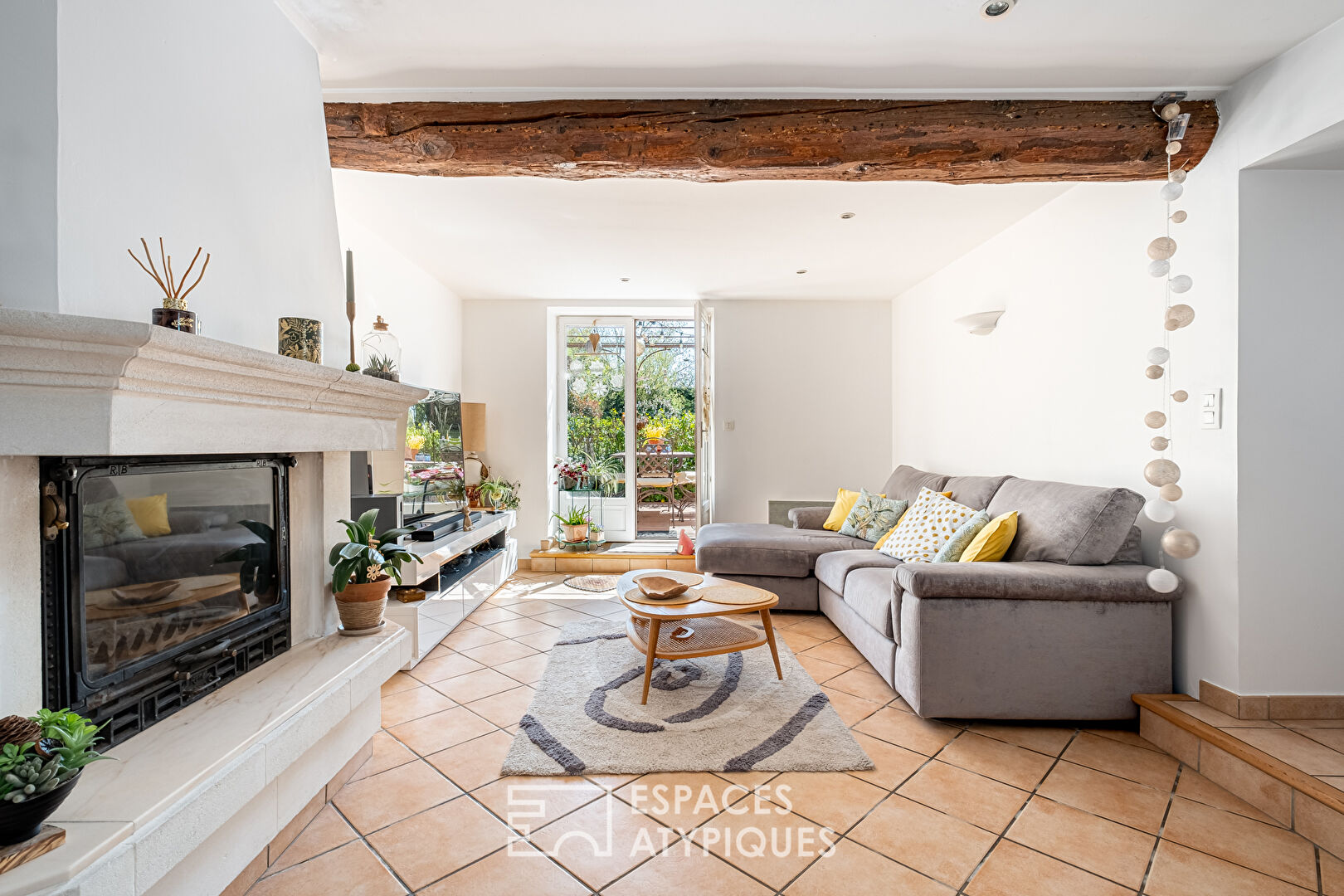 Photo Maison de charme avec un jardin bucolique image 4/6