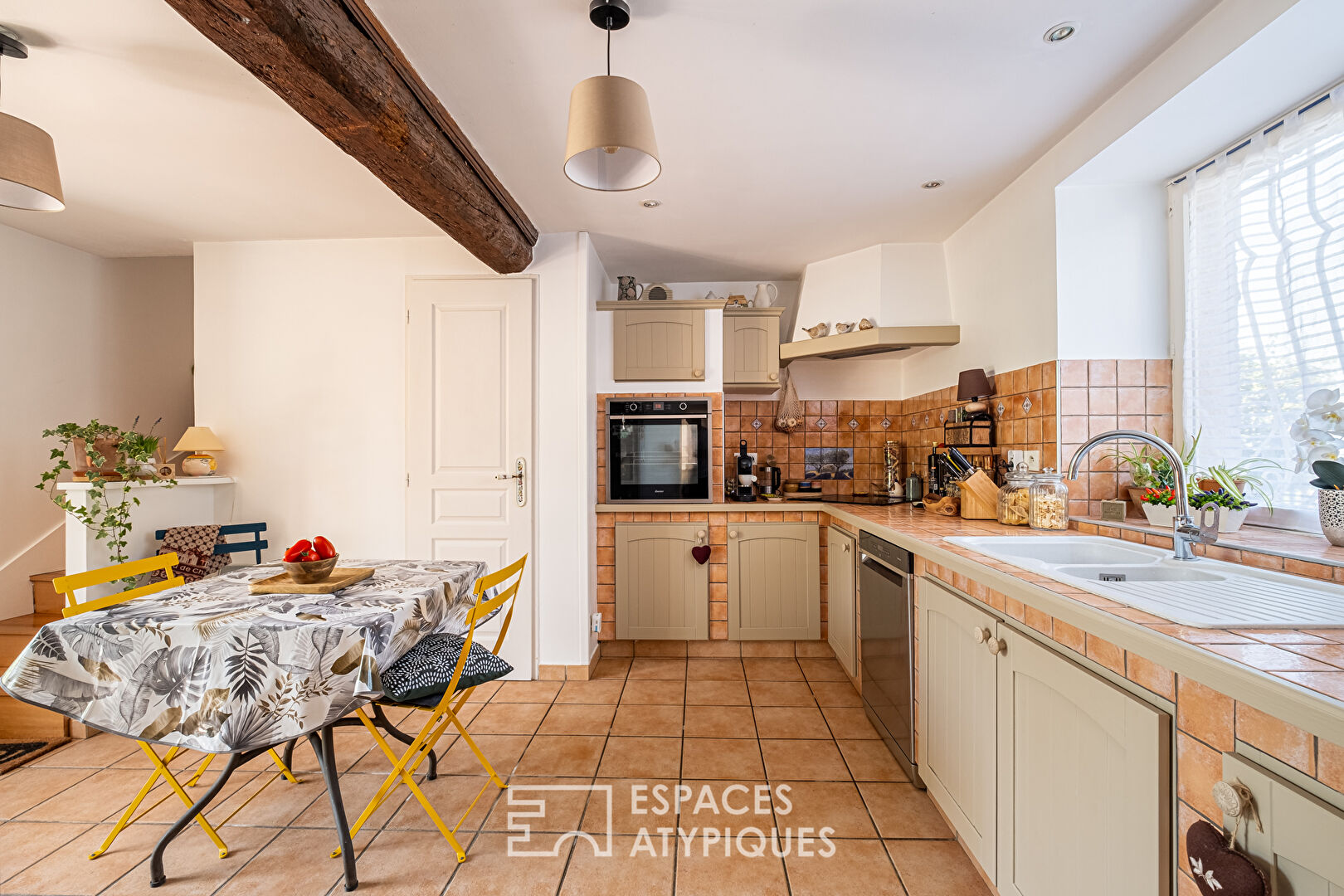 Photo Maison de charme avec un jardin bucolique image 6/6