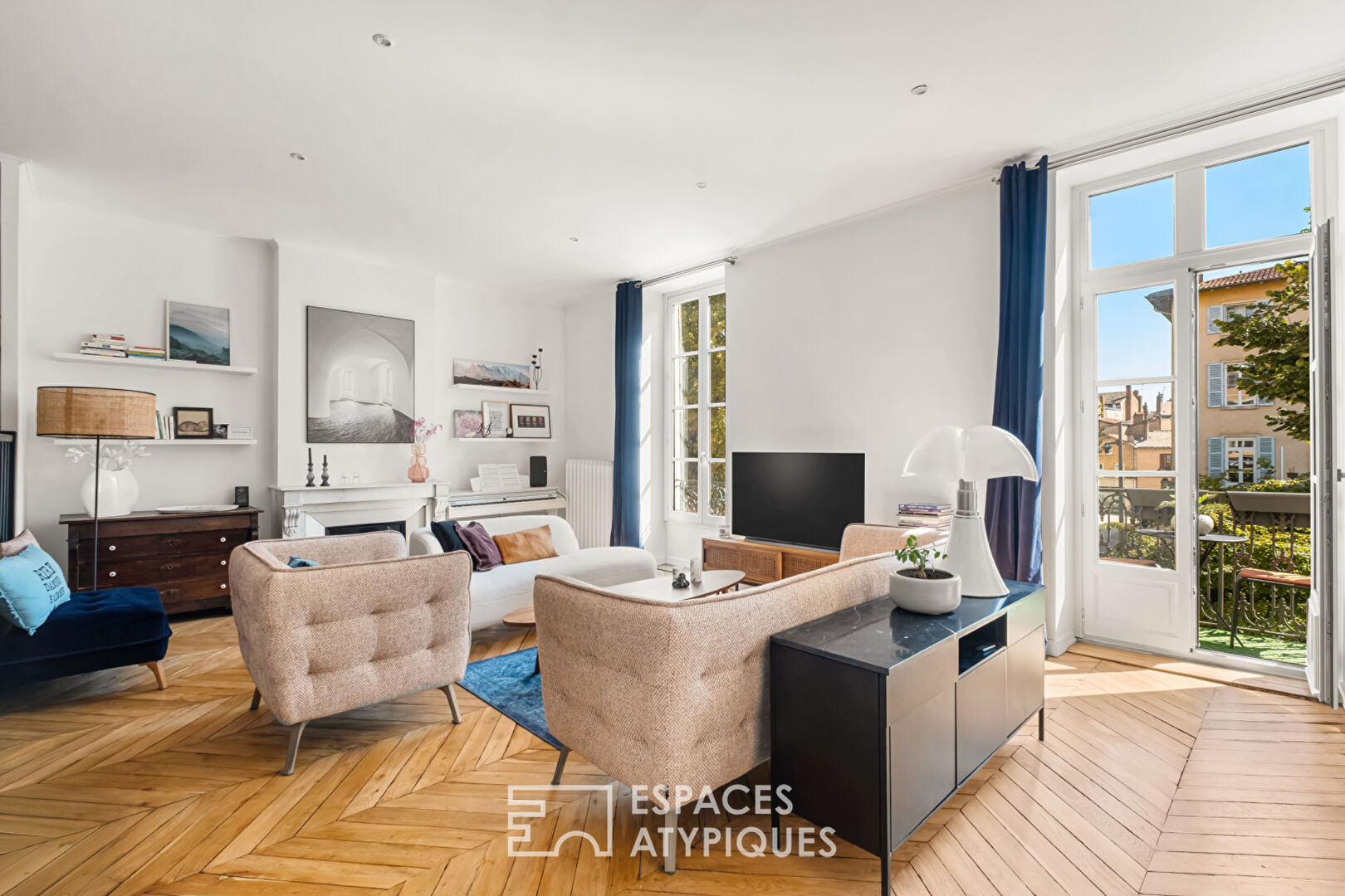 Agence immobilière de ESPACES ATYPIQUES LYON - ESPACES ATYPIQUES Villefranche