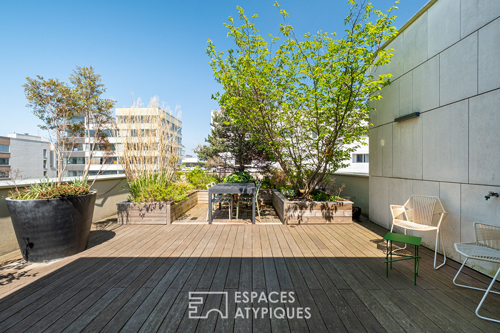 Photo Toit-terrasse d'exception au sein du quartier de Confluence image 3/6