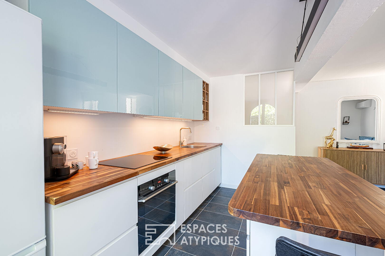Photo Appartement cosy rénové avec extérieur et parking à deux pas d'OL Vallée image 5/6