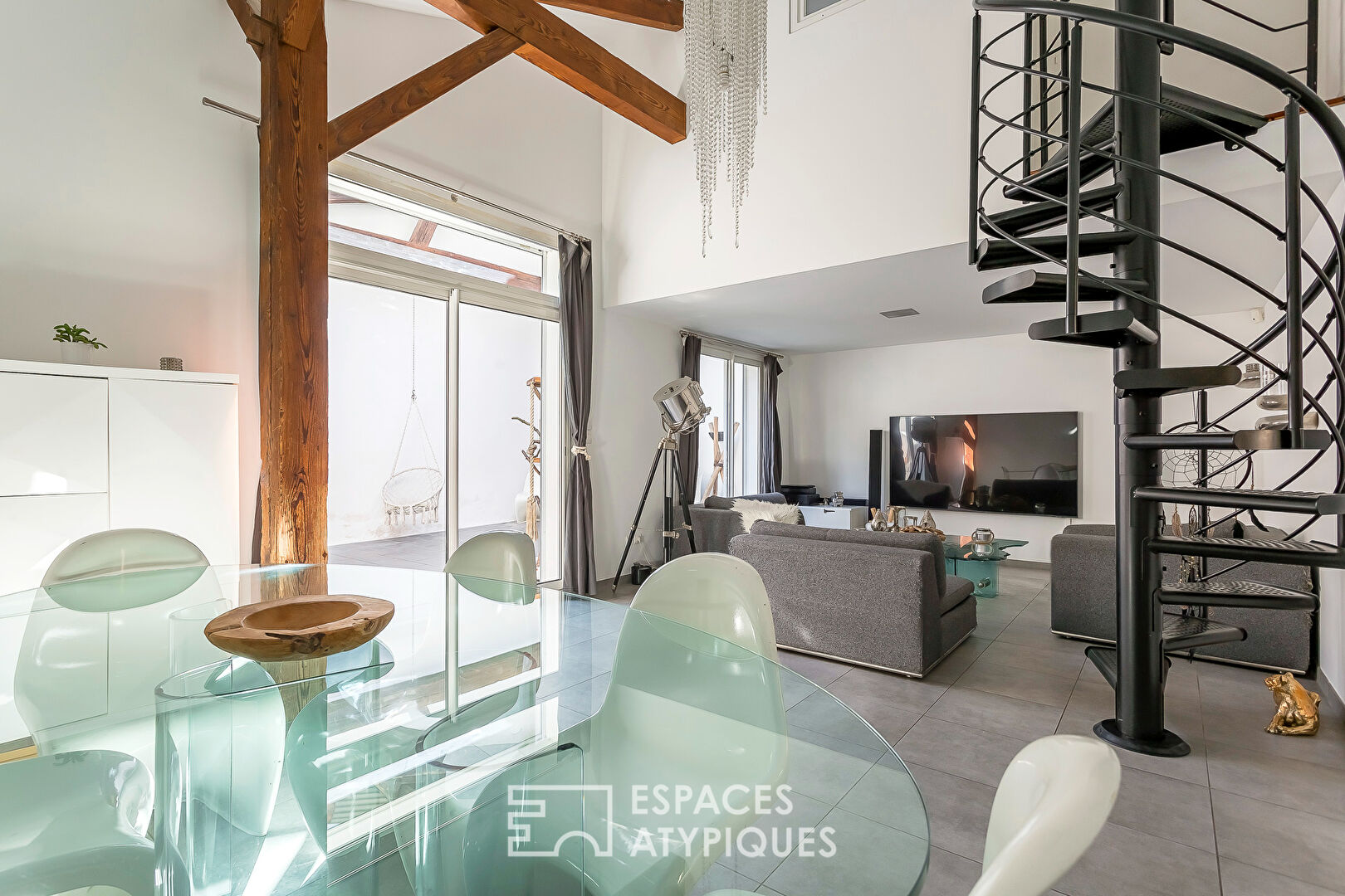 Photo Maison ancienne rénovée avec patio privatif image 2/6