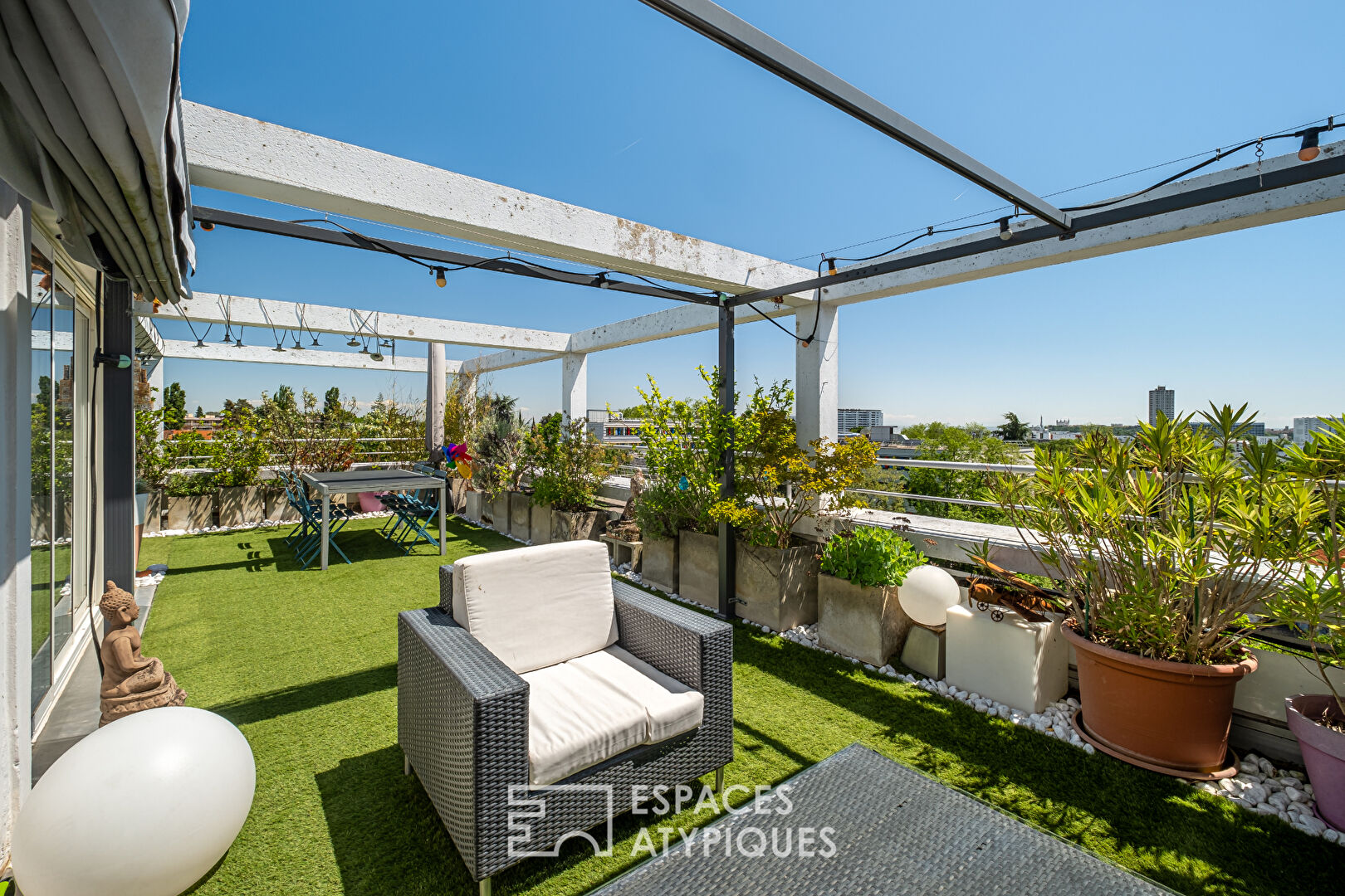 Photo Duplex rénové en dernier étage avec terrasse panoramique image 2/6