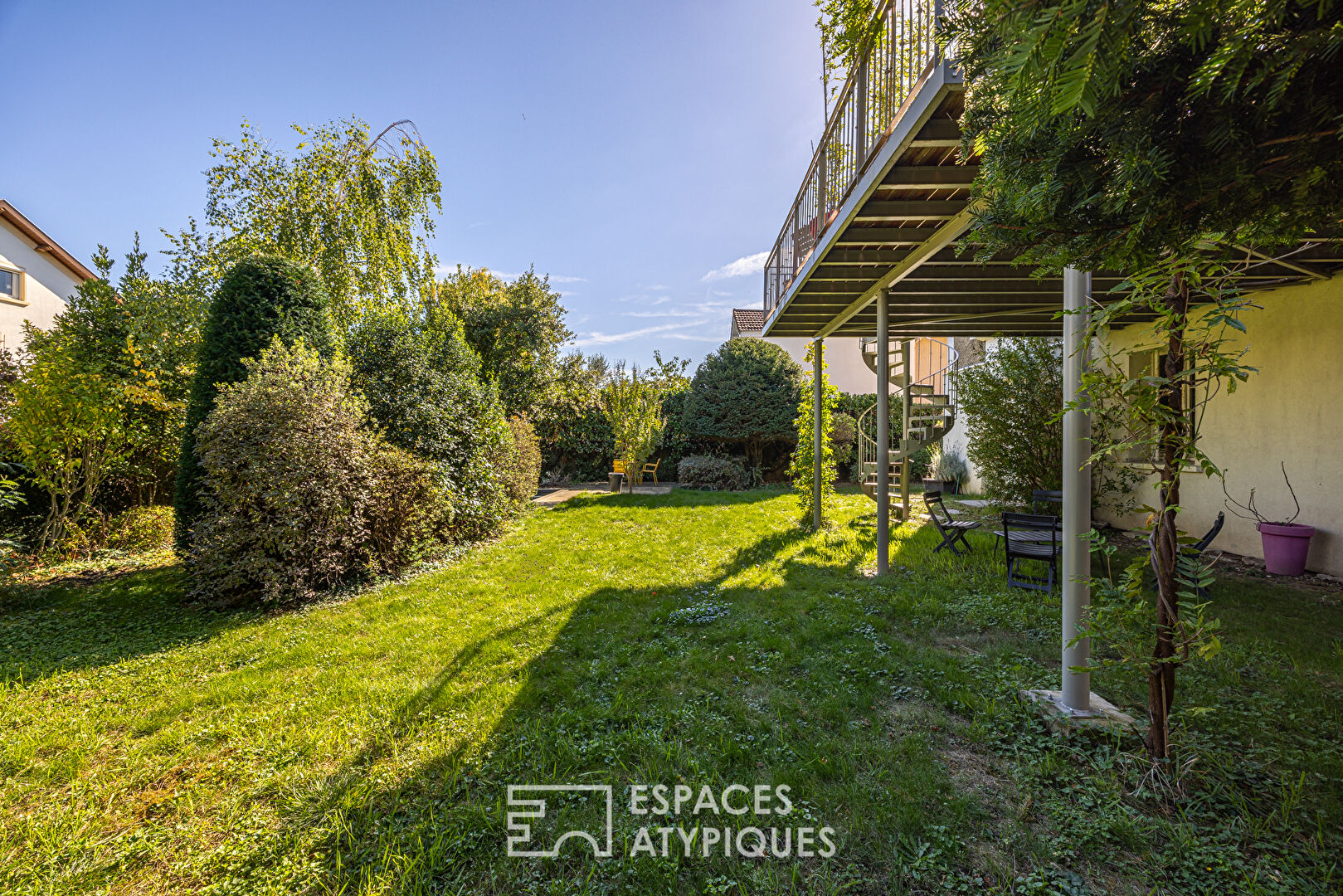 Photo Maison Art Déco à deux pas de la place du marché image 2/6